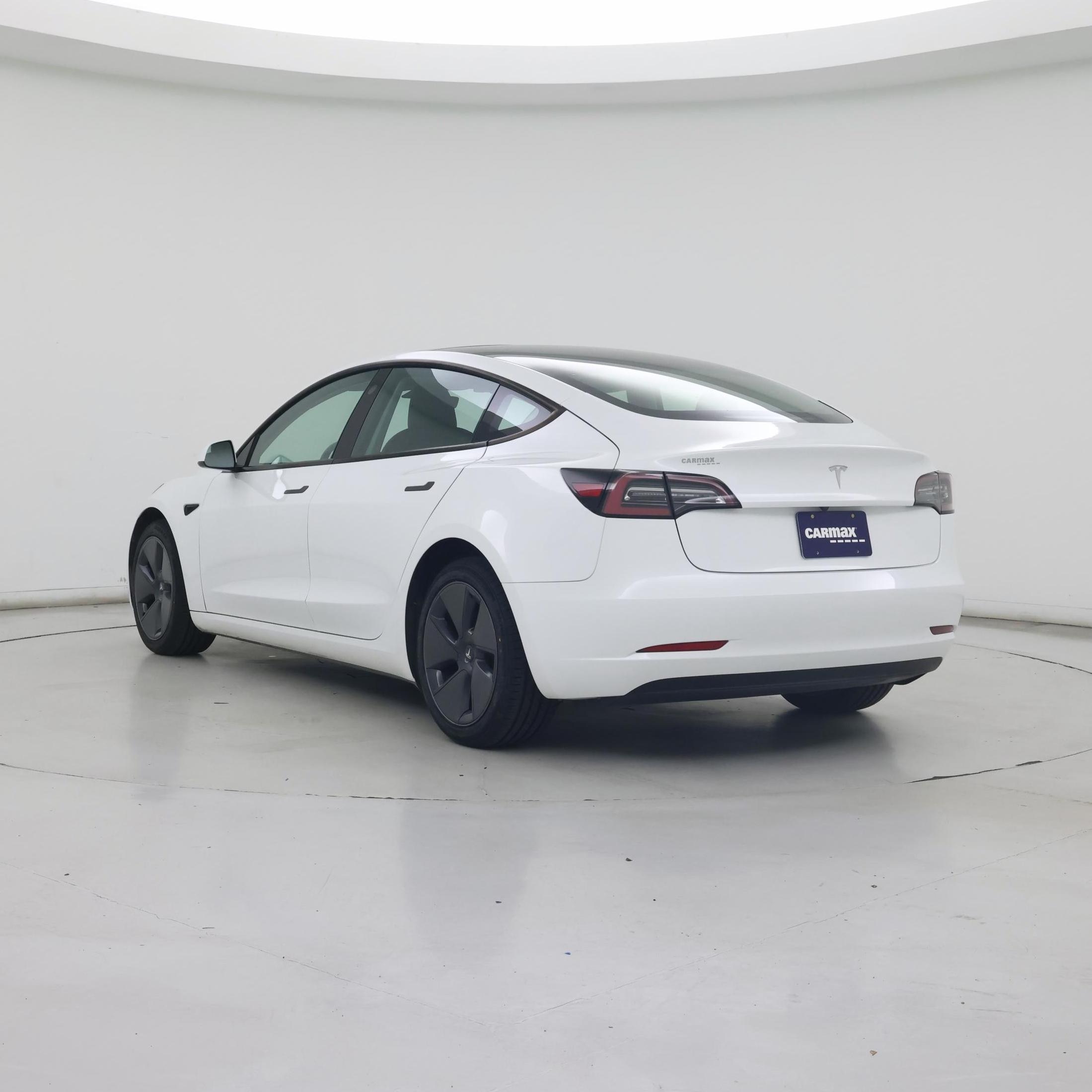 Thumbnail: 2023 Tesla Model 3 - 2