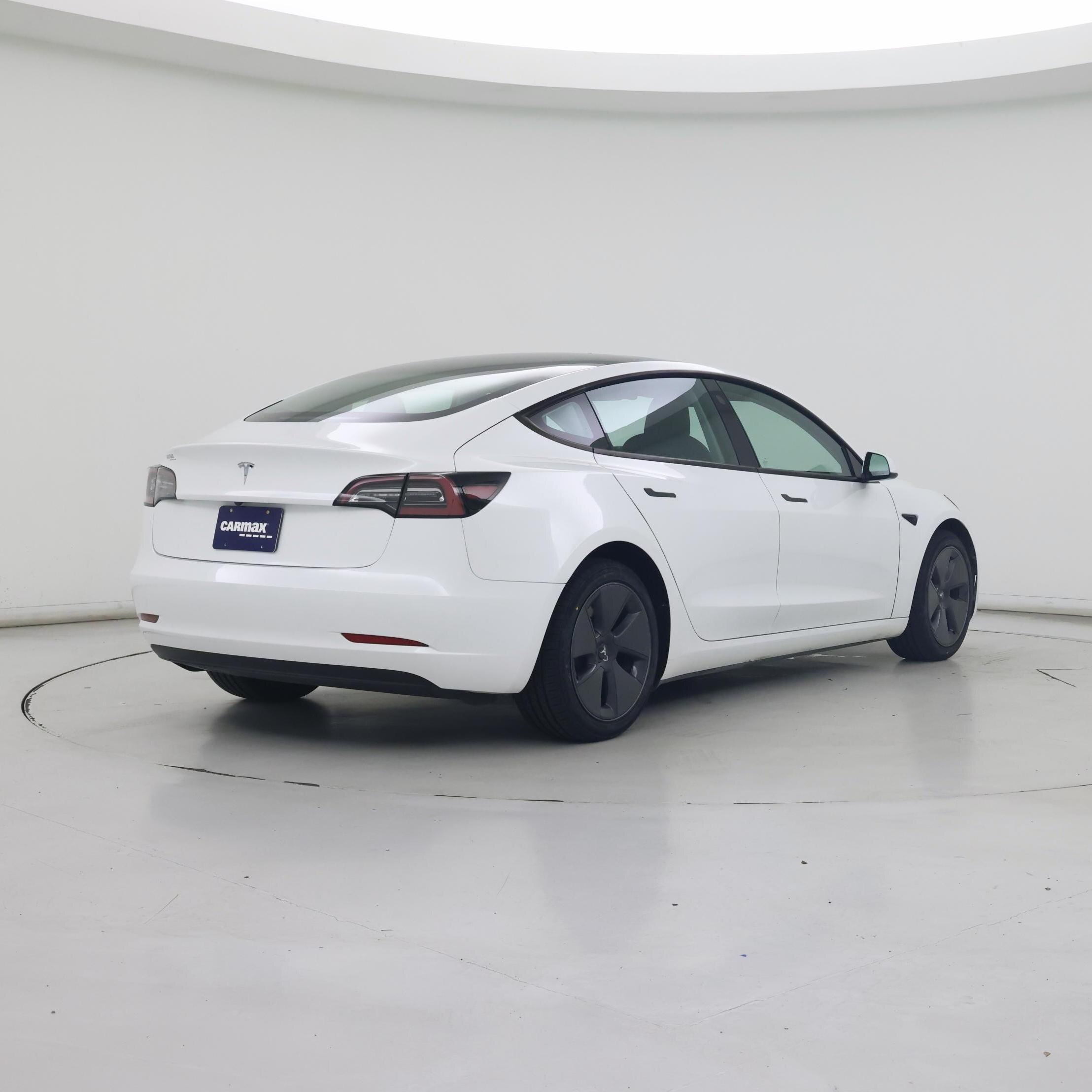 Thumbnail: 2023 Tesla Model 3 - 8