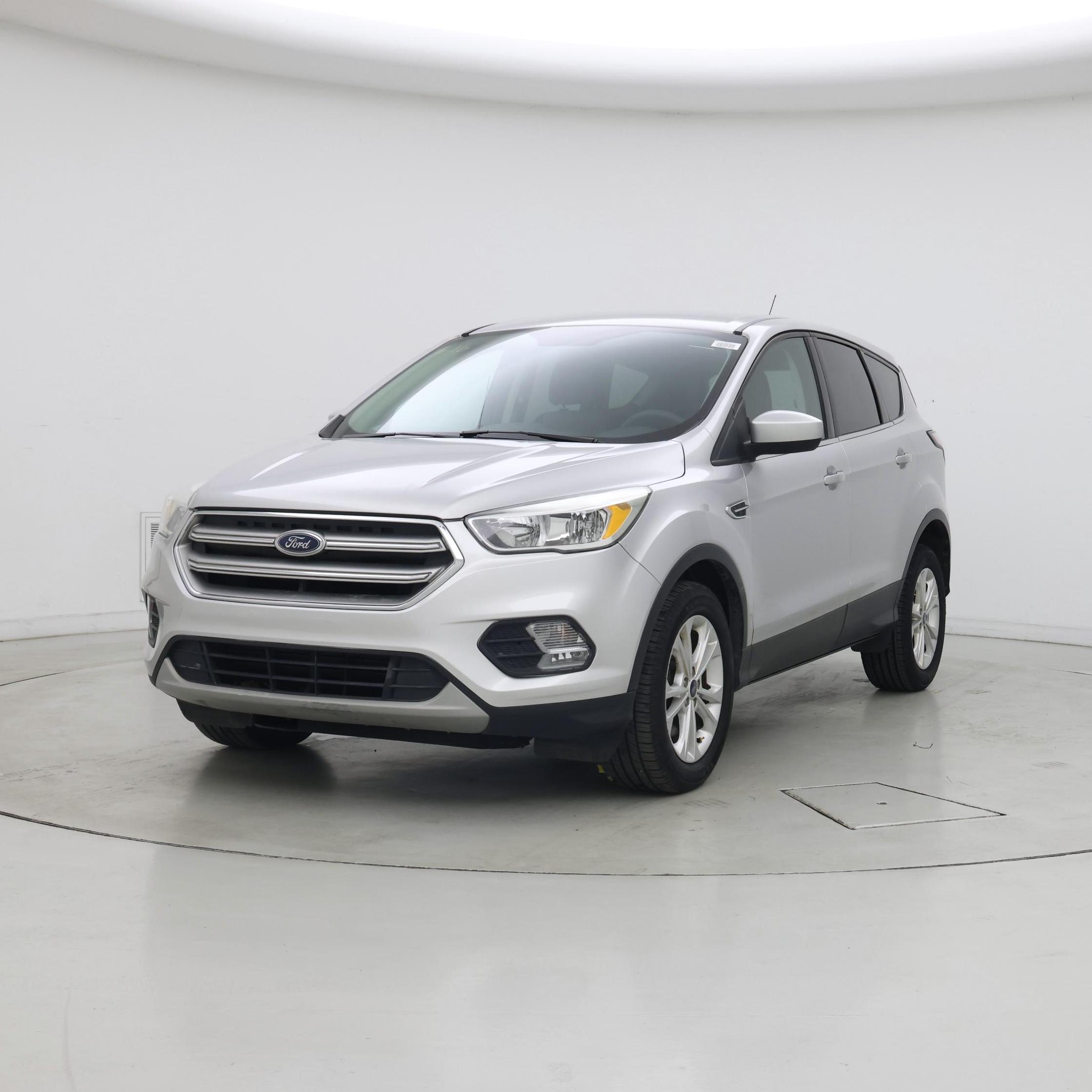 Thumbnail: 2017 Ford Escape - 4