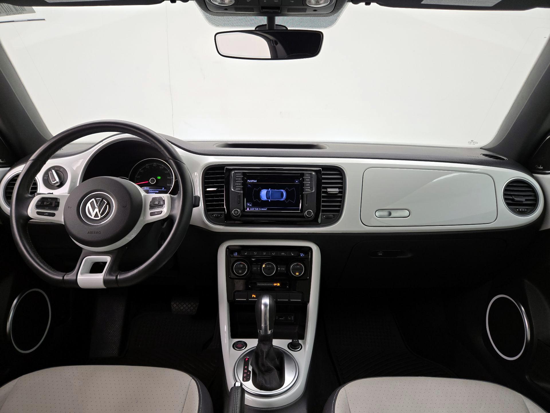 Thumbnail: 2018 Volkswagen Beetle - 9