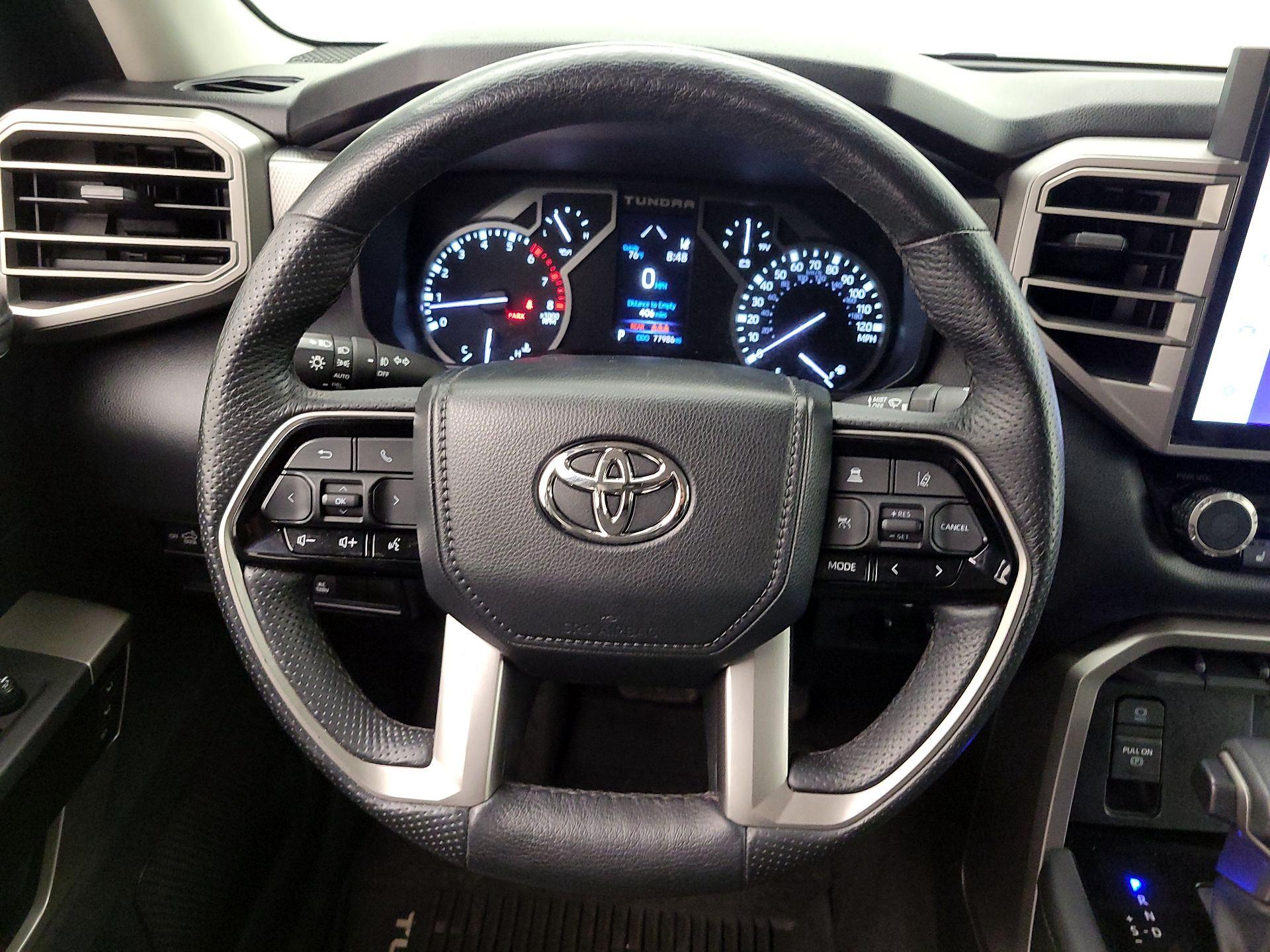 Thumbnail: 2022 Toyota Tundra - 10