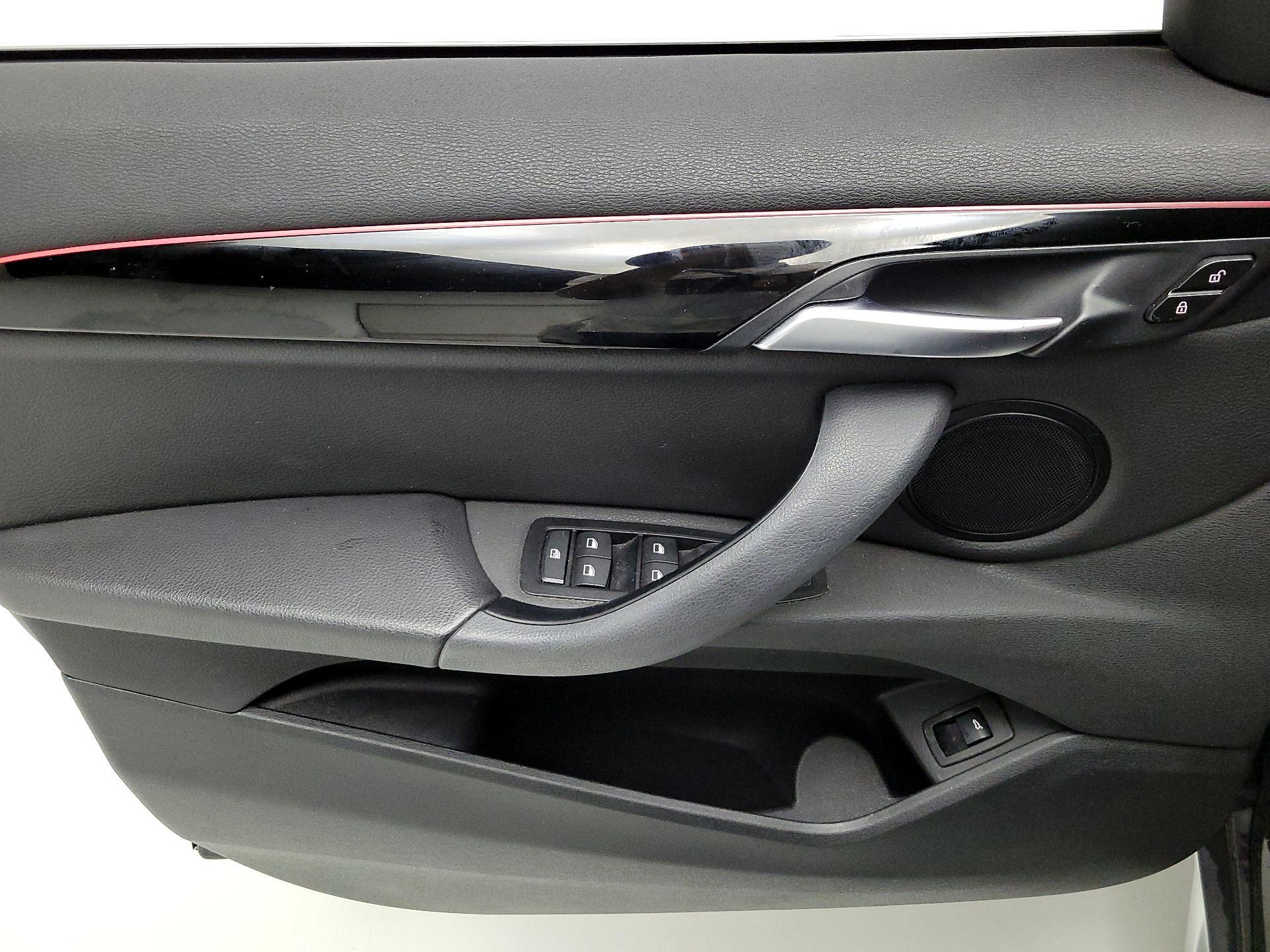Thumbnail: 2021 BMW X1 - 12