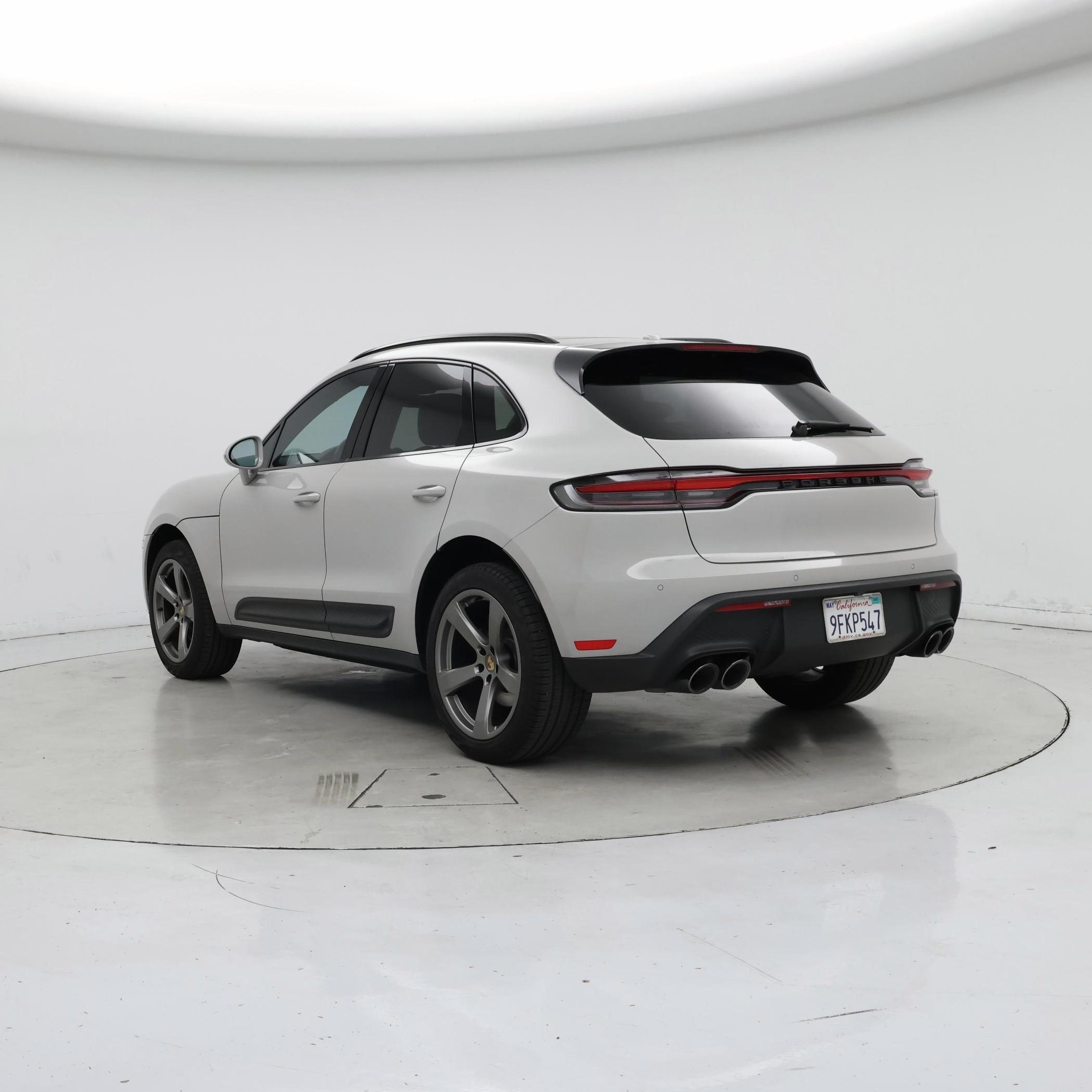 Thumbnail: 2023 Porsche Macan - 2