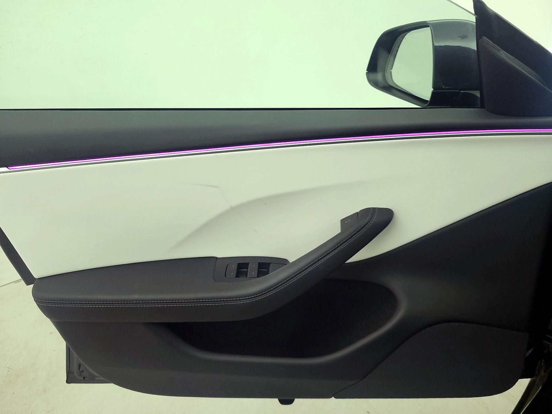 Thumbnail: 2025 Tesla Model 3 - 12