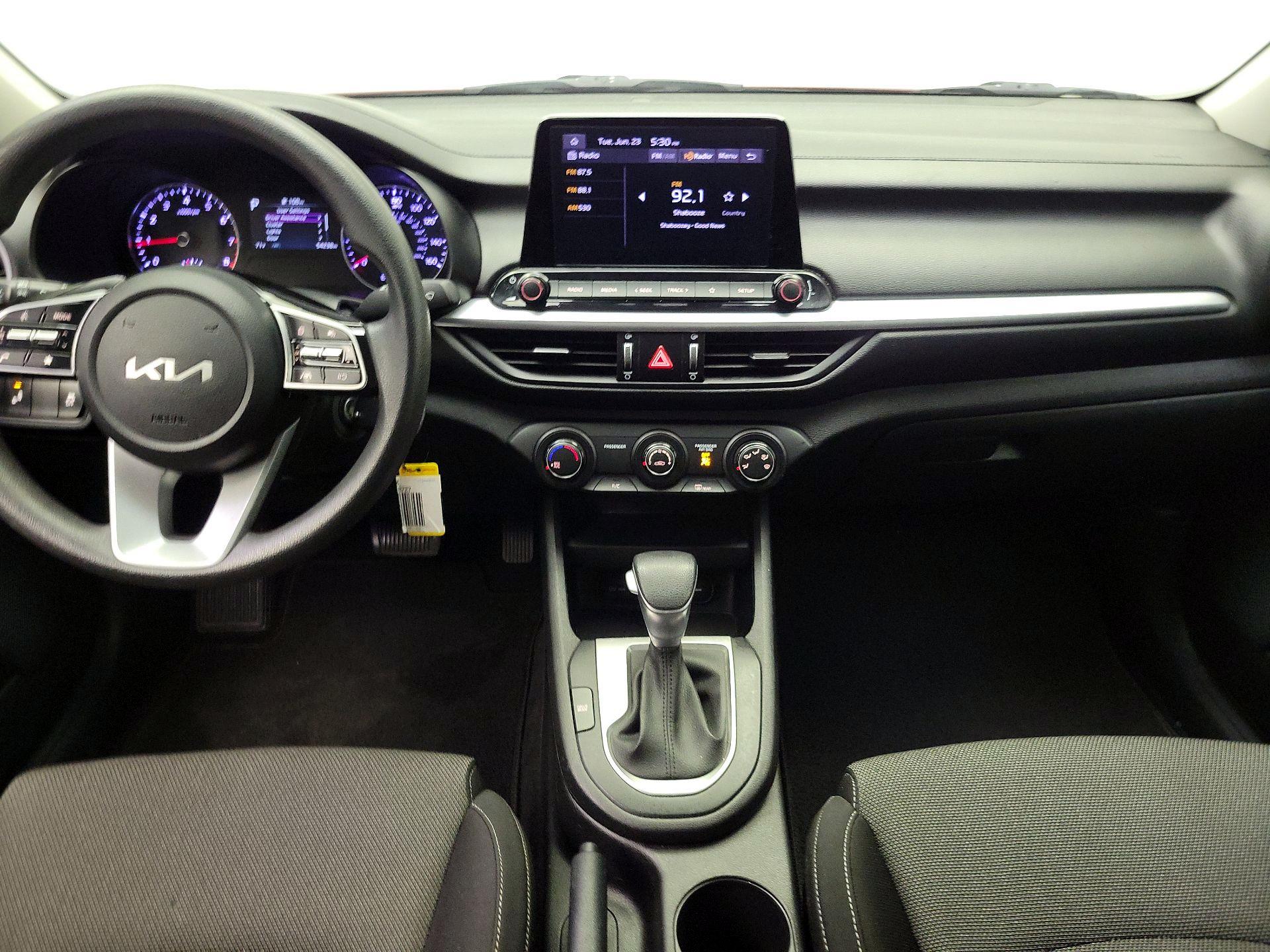 Thumbnail: 2023 Kia Forte - 9