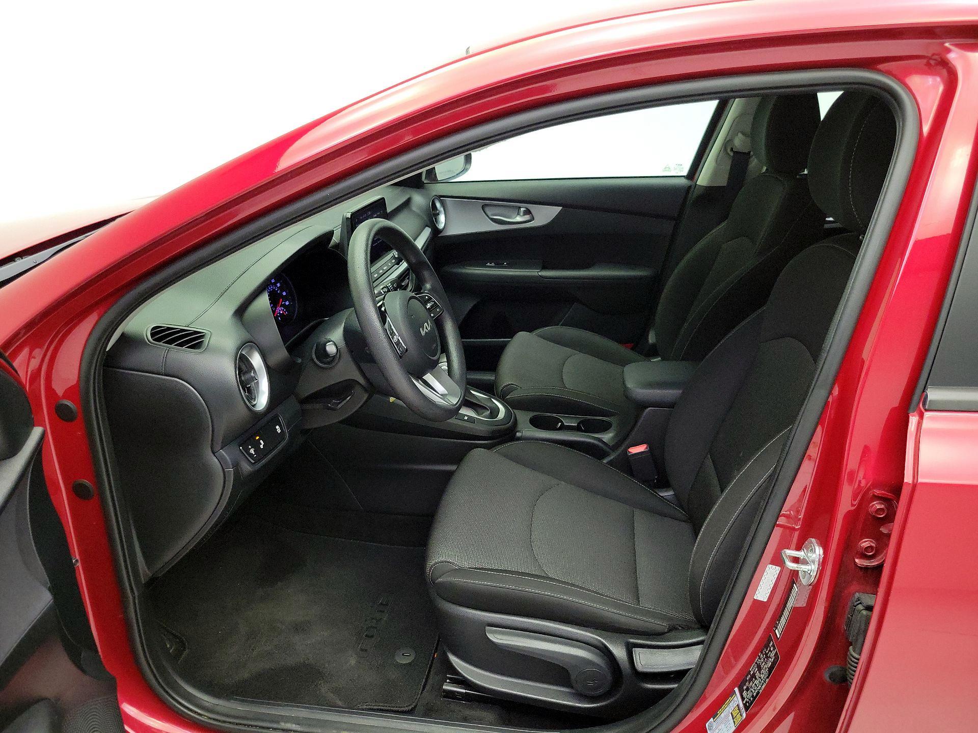 Thumbnail: 2023 Kia Forte - 11