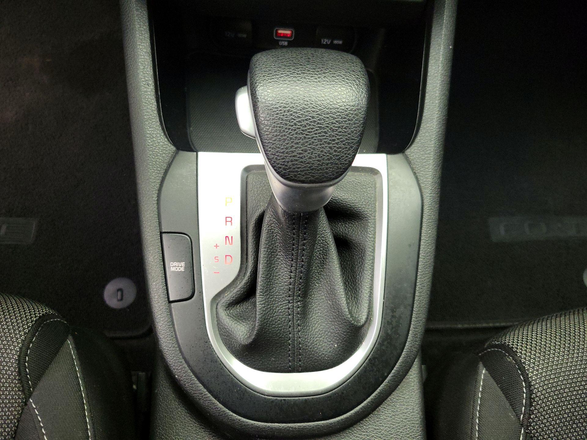 Thumbnail: 2023 Kia Forte - 17