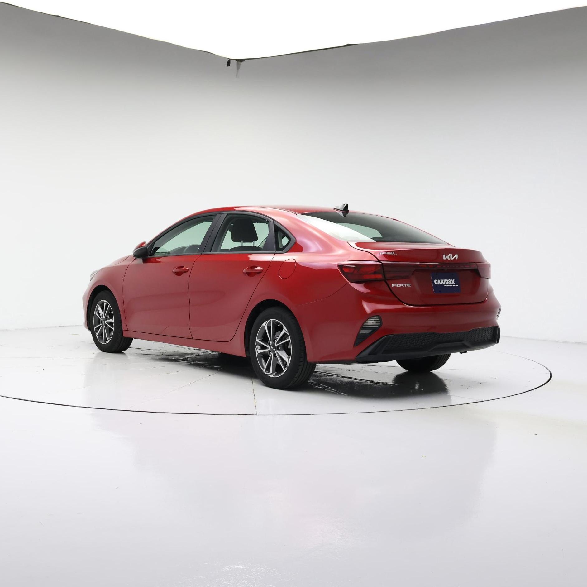 Thumbnail: 2023 Kia Forte - 2
