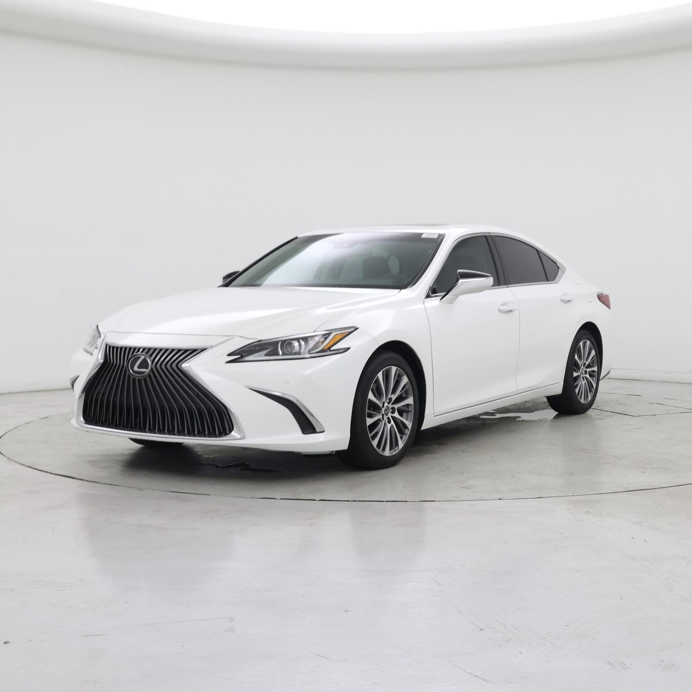 Thumbnail: 2021 Lexus ES - 4