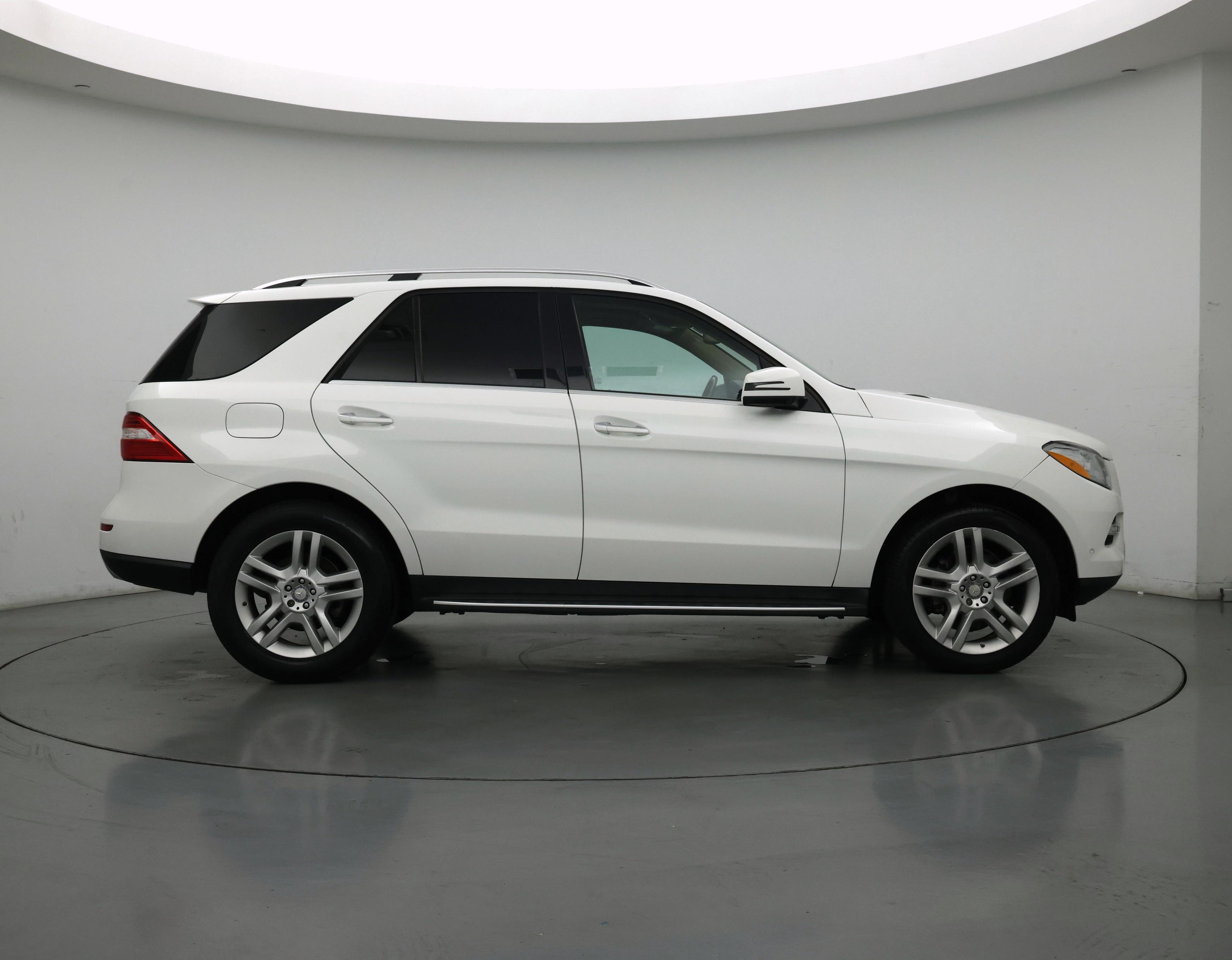 Thumbnail: 2015 Mercedes-Benz M-Class - 7