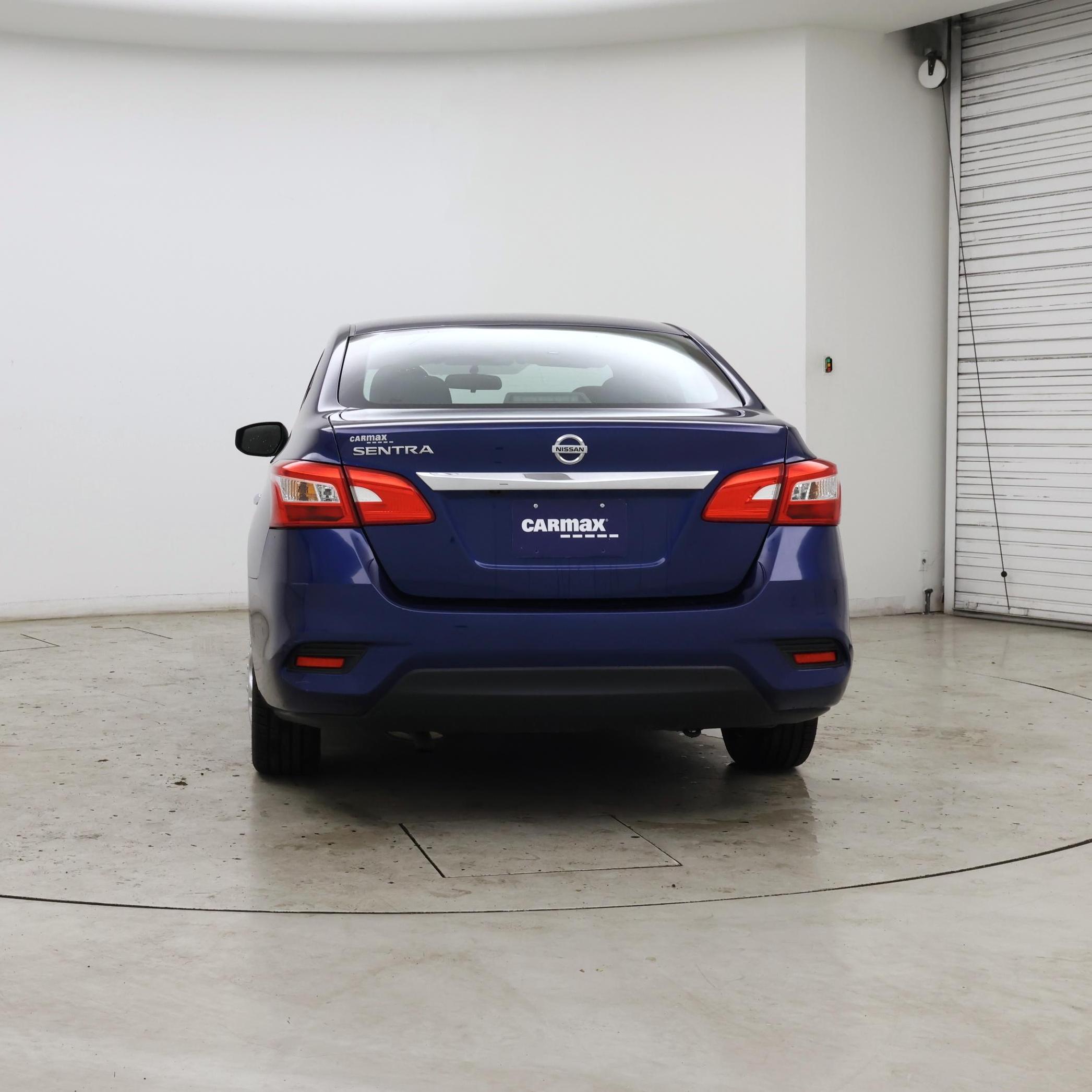 Thumbnail: 2019 Nissan Sentra - 6