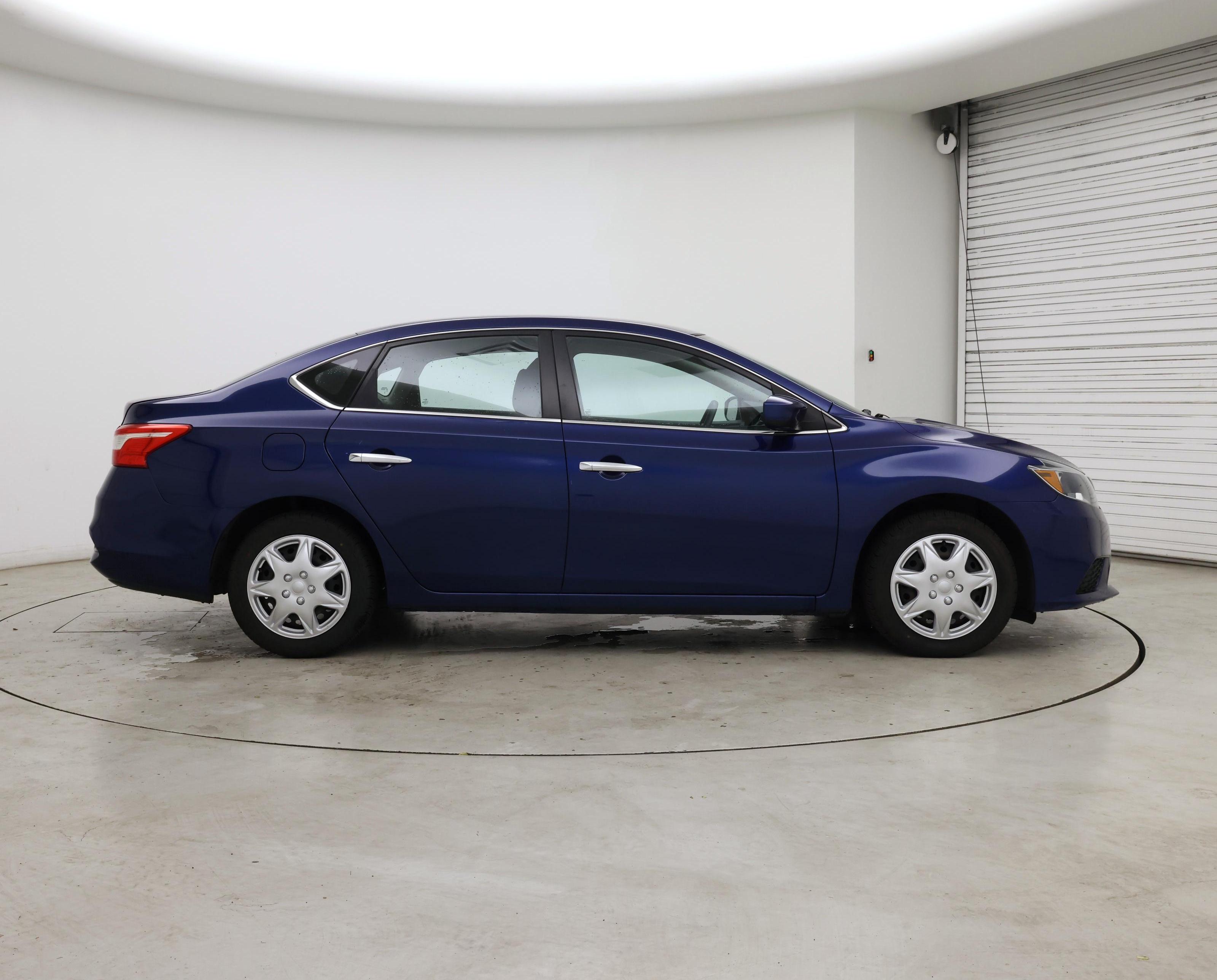 Thumbnail: 2019 Nissan Sentra - 7