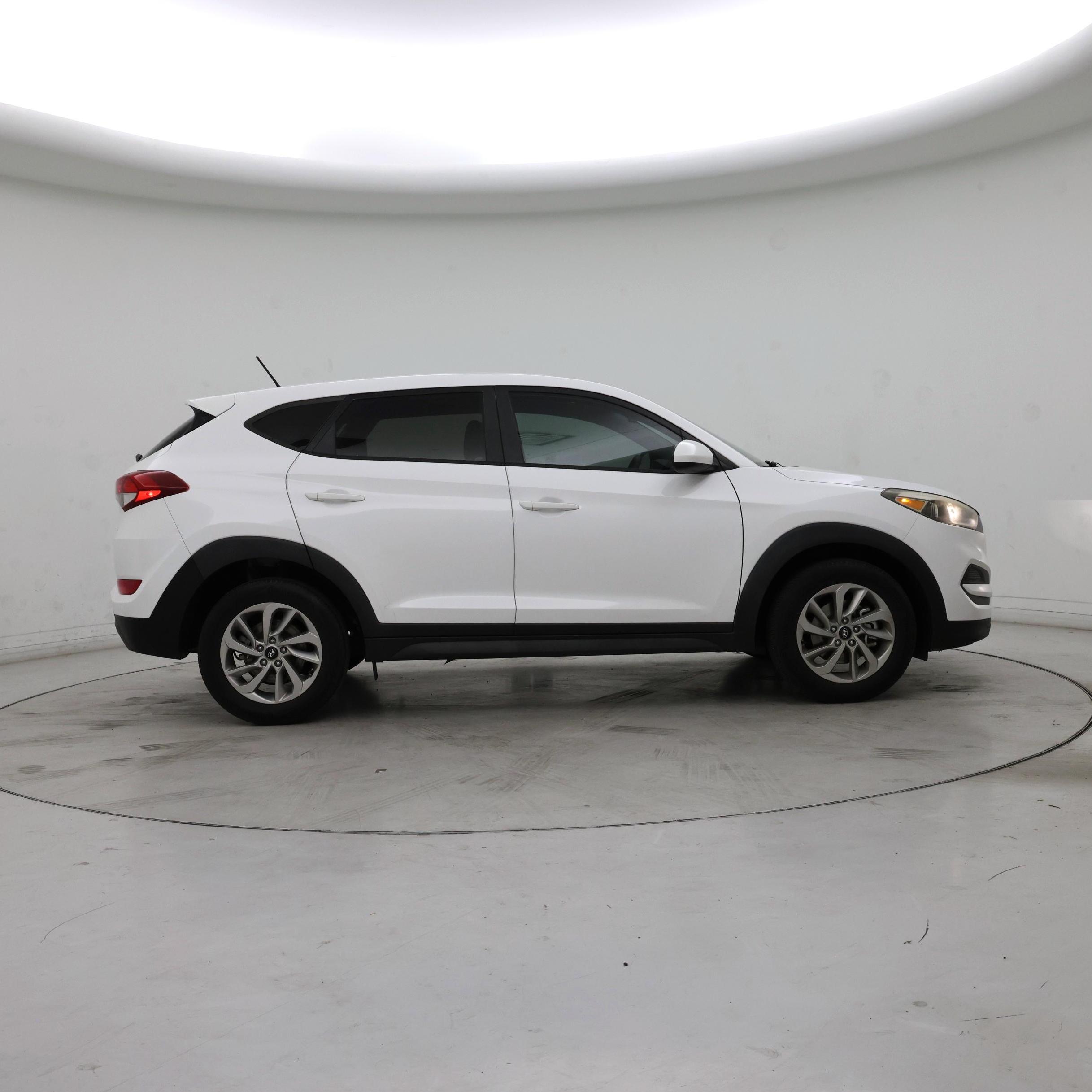 Thumbnail: 2017 Hyundai Tucson - 7