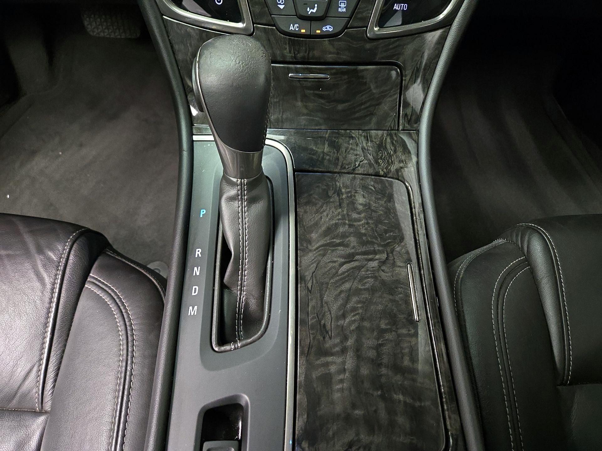 Thumbnail: 2014 Buick LaCrosse - 17