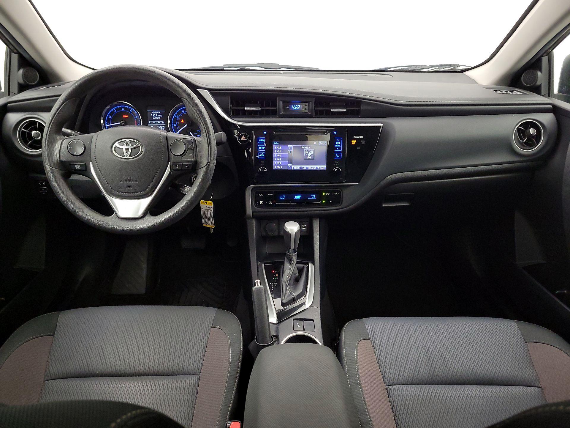 Thumbnail: 2017 Toyota Corolla - 9