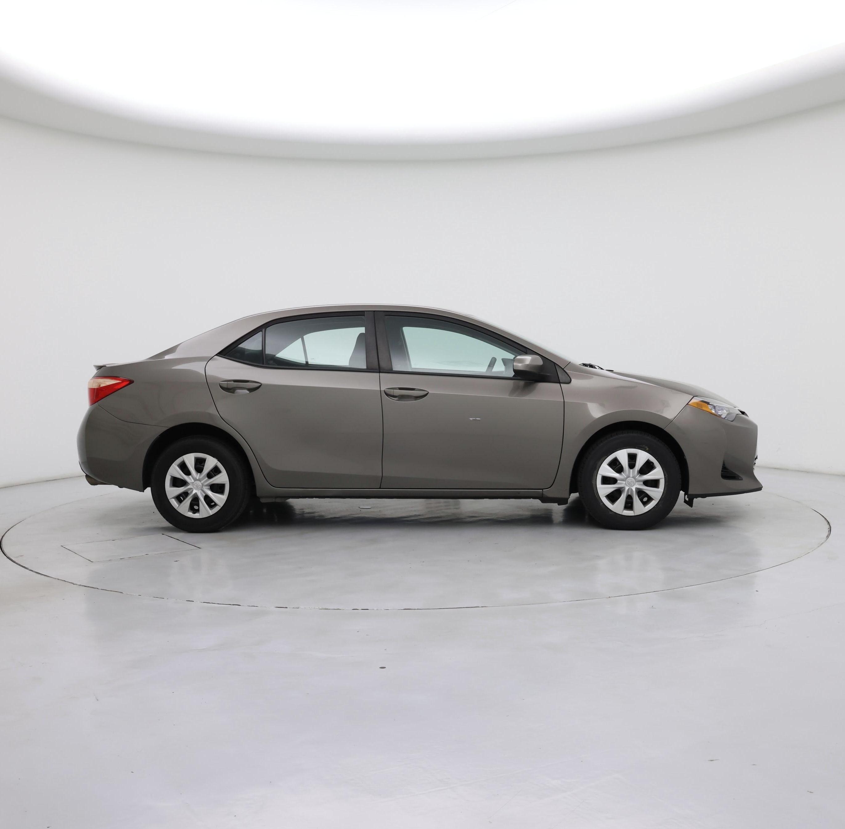 Thumbnail: 2017 Toyota Corolla - 7