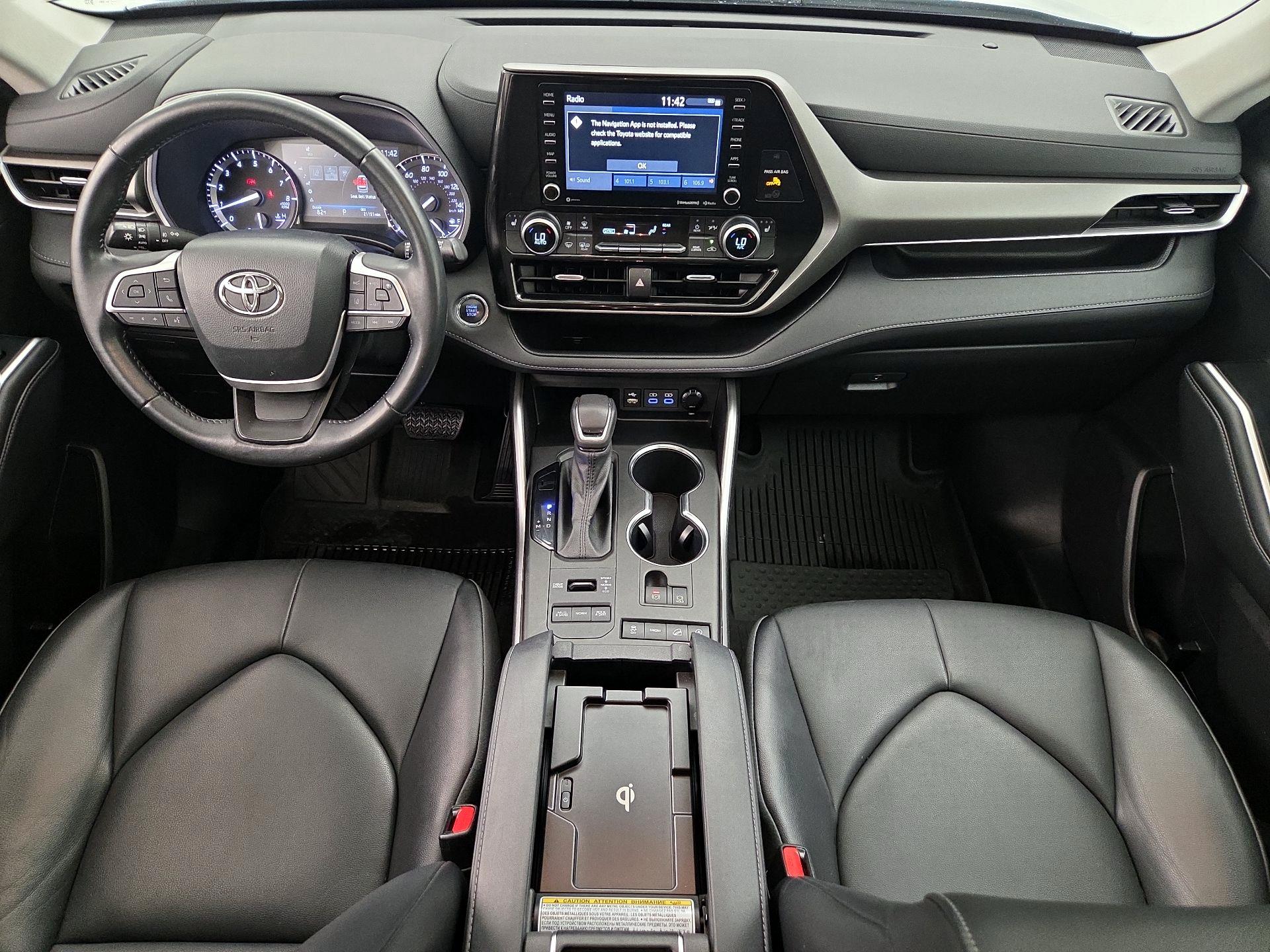 Thumbnail: 2022 Toyota Highlander - 9