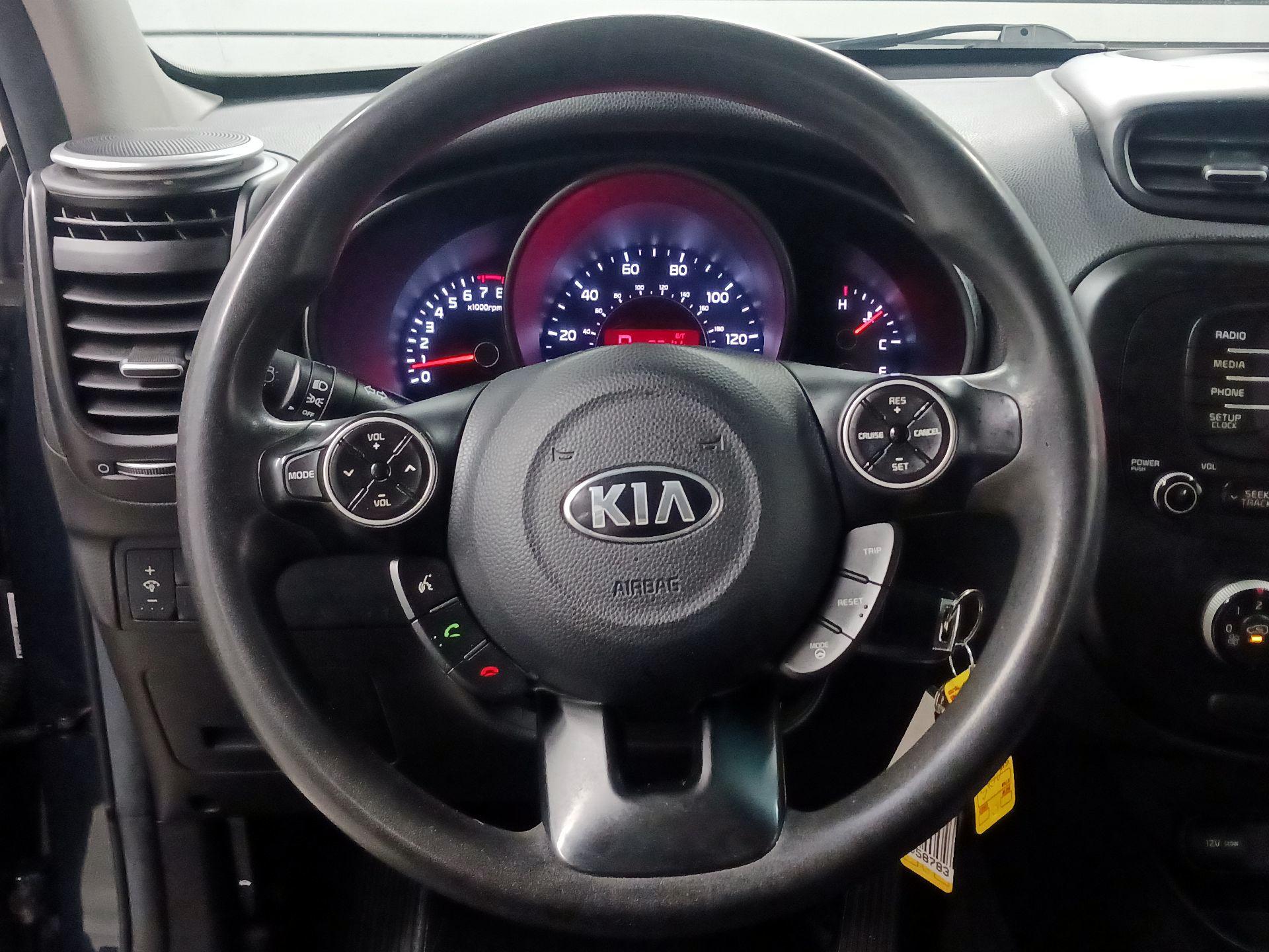 Thumbnail: 2015 Kia Soul - 10
