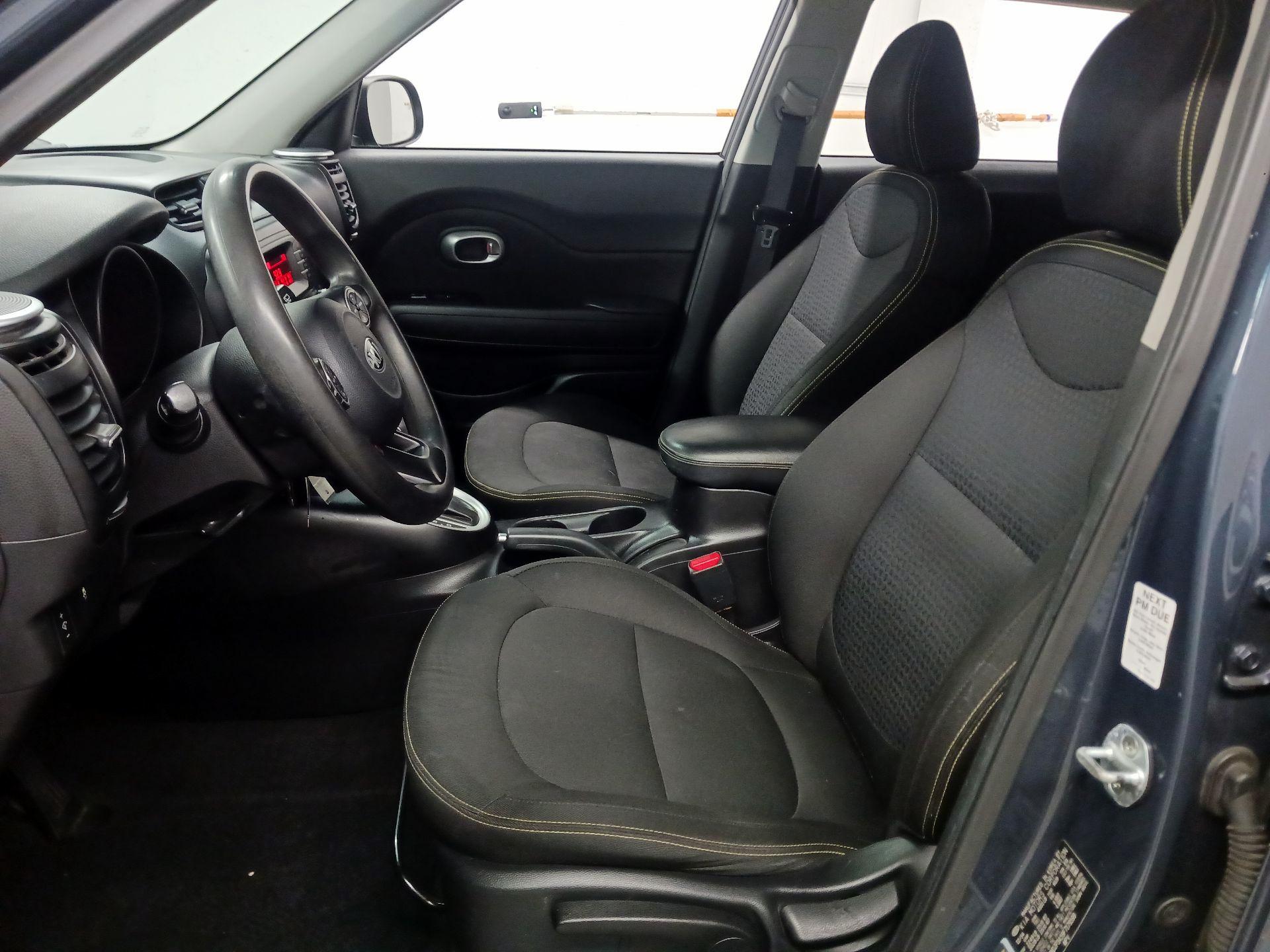 Thumbnail: 2015 Kia Soul - 11