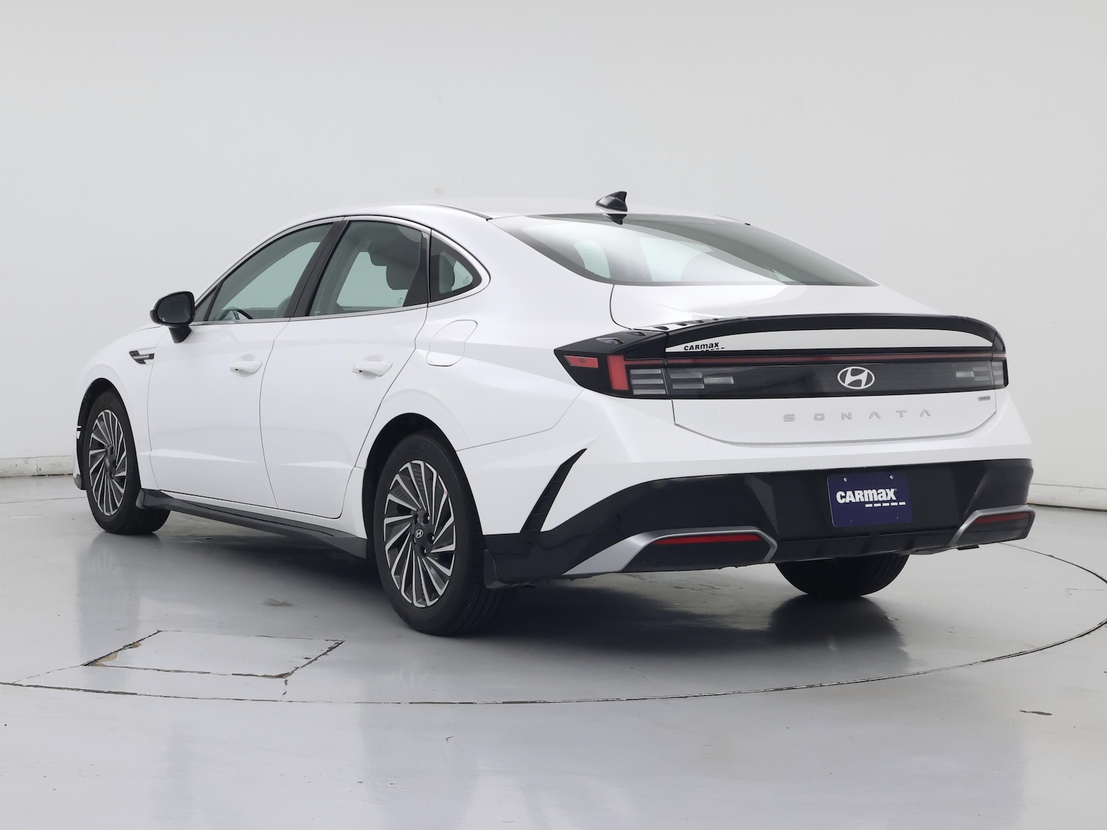 2025 Hyundai Sonata Hybrid SEL - Photo 3