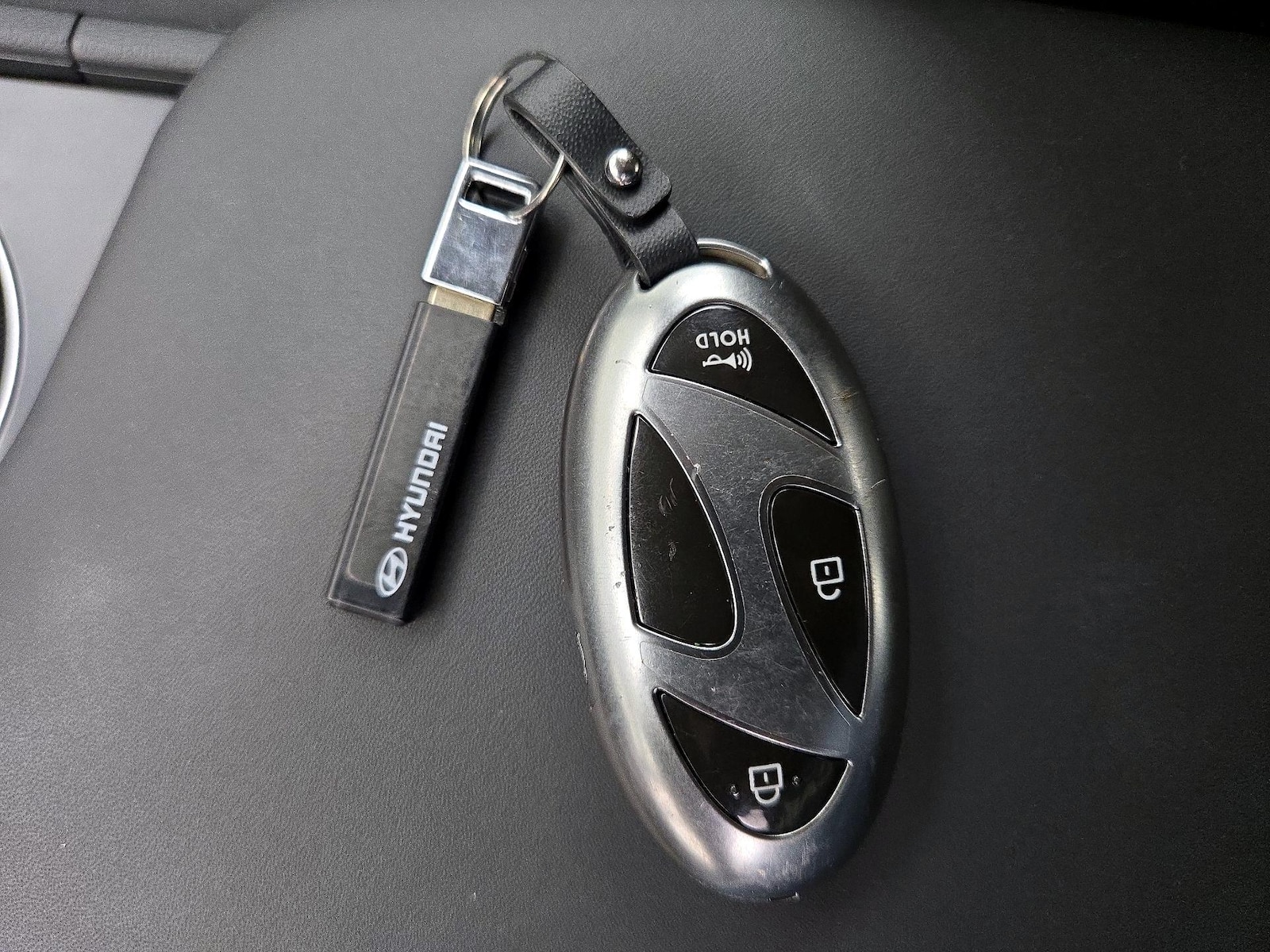2025 Hyundai Sonata Hybrid SEL - Photo 23