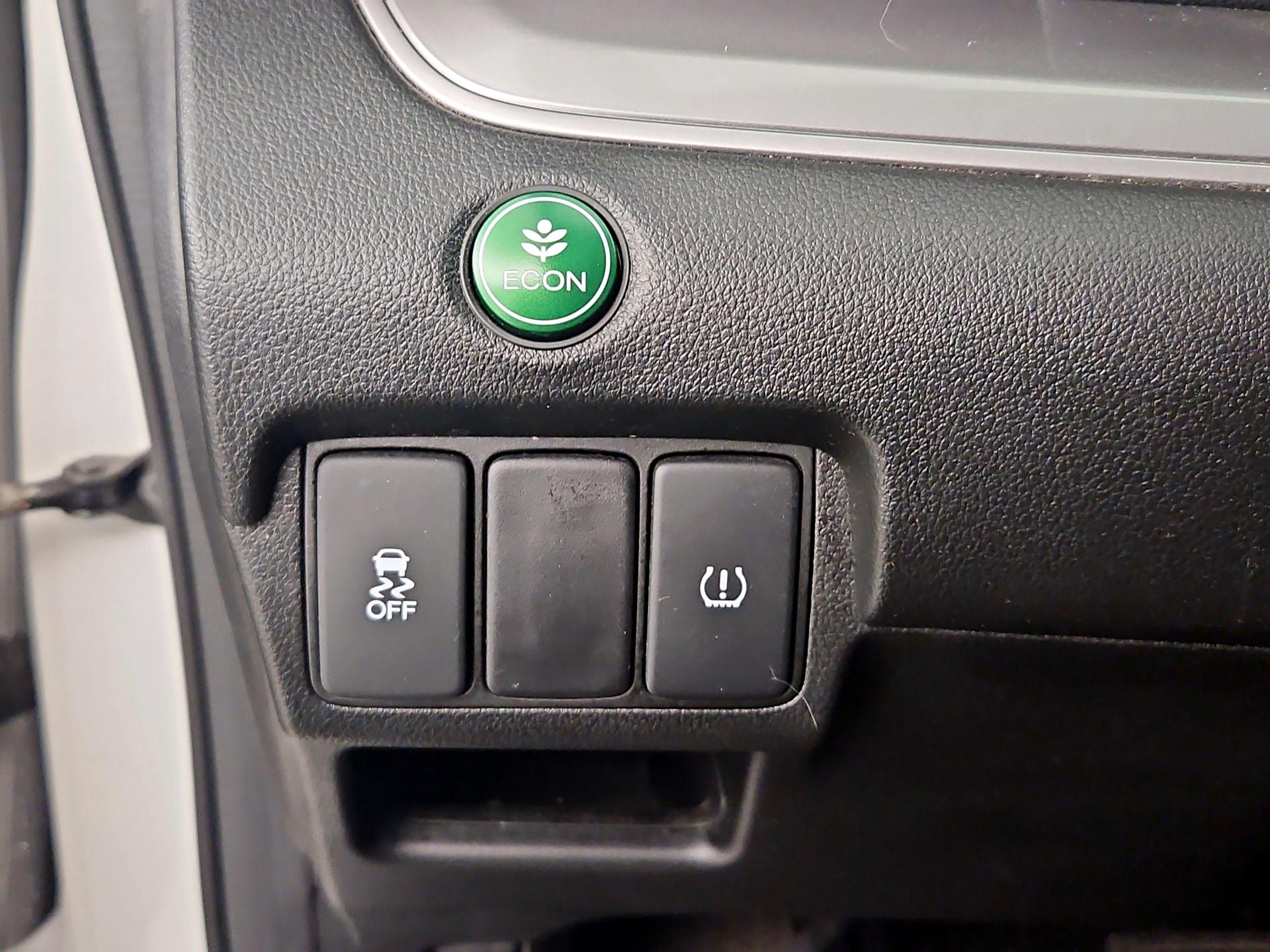 Thumbnail: 2015 Honda CR-V - 13