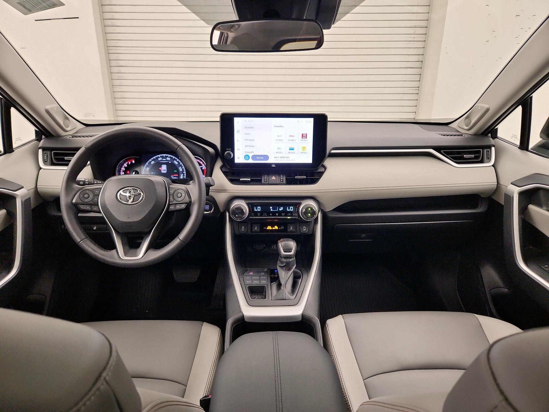 Thumbnail: 2024 Toyota RAV4 - 9