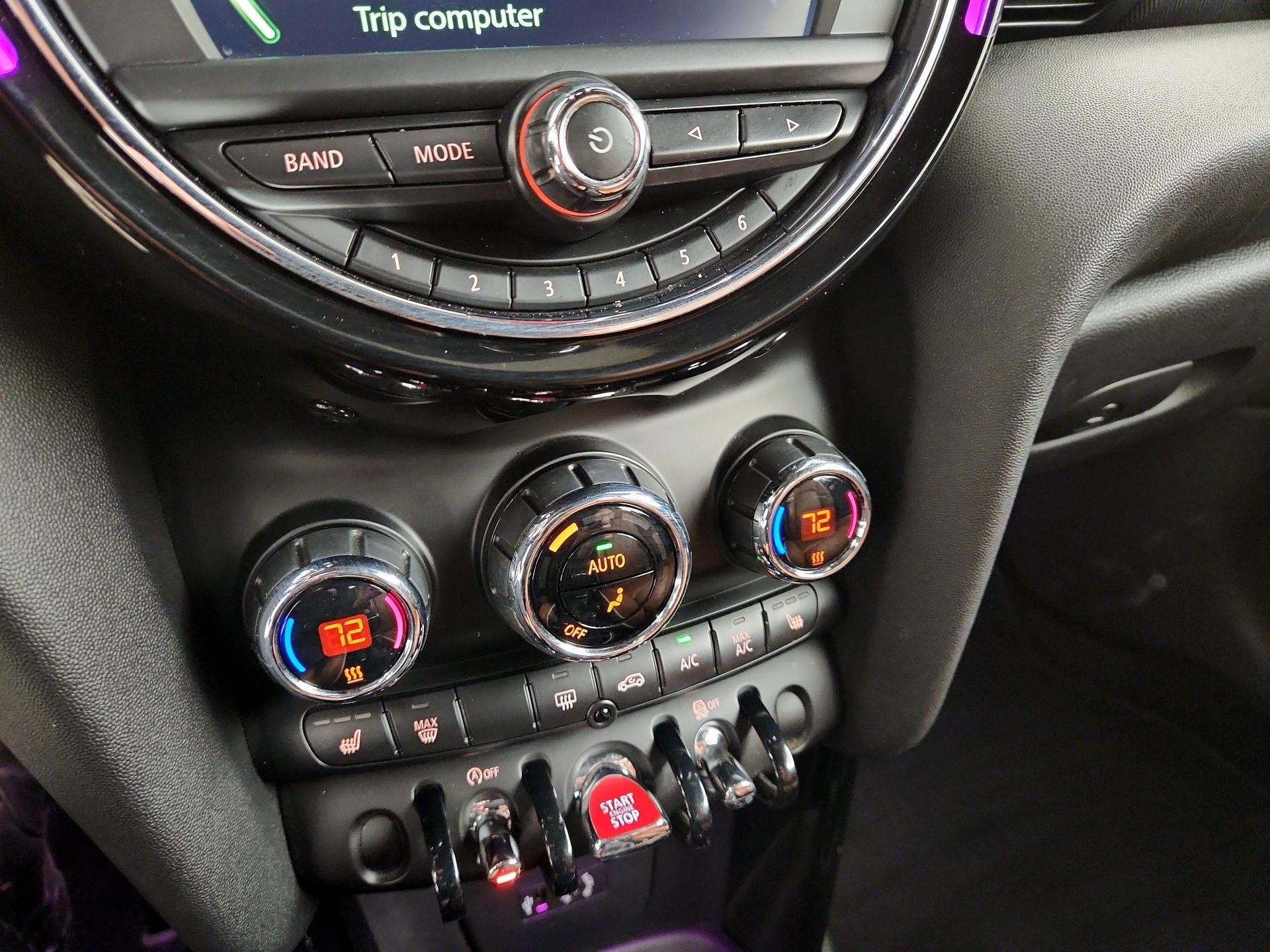 Thumbnail: 2017 MINI Cooper - 16