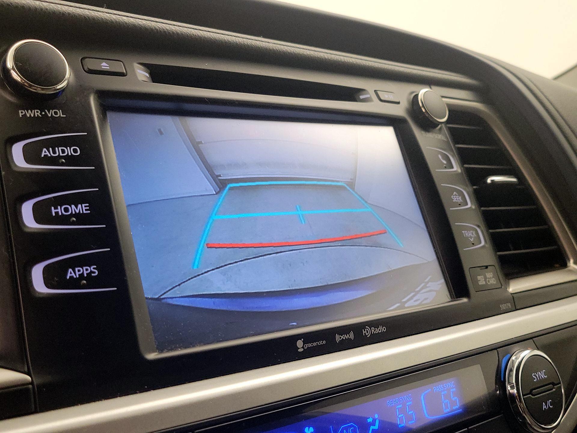 Thumbnail: 2018 Toyota Highlander - 15