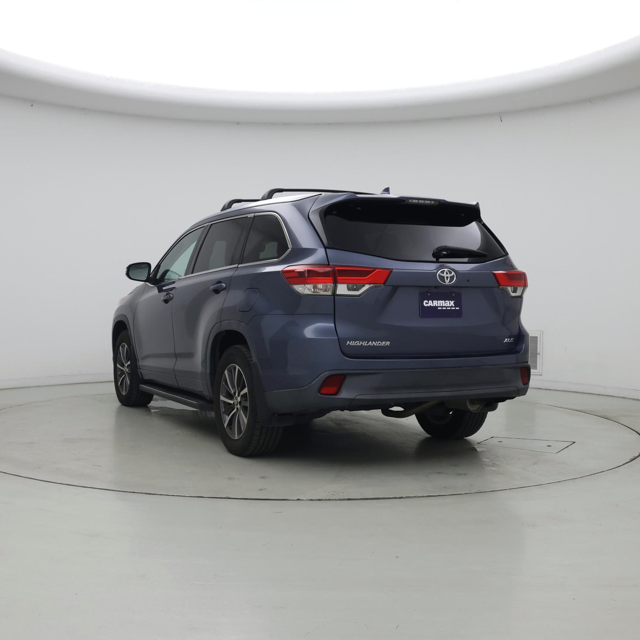 Thumbnail: 2018 Toyota Highlander - 2
