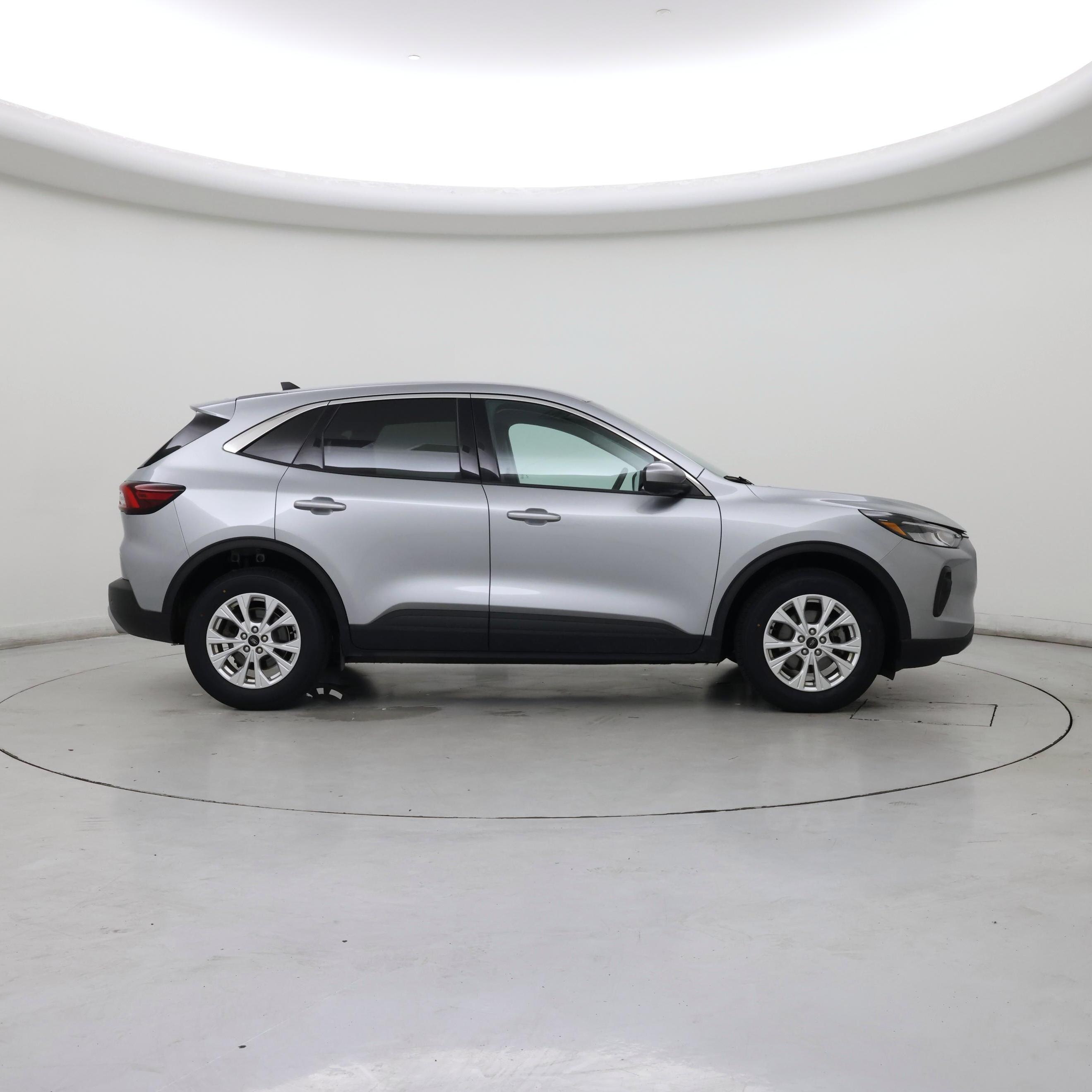 Thumbnail: 2023 Ford Escape - 7