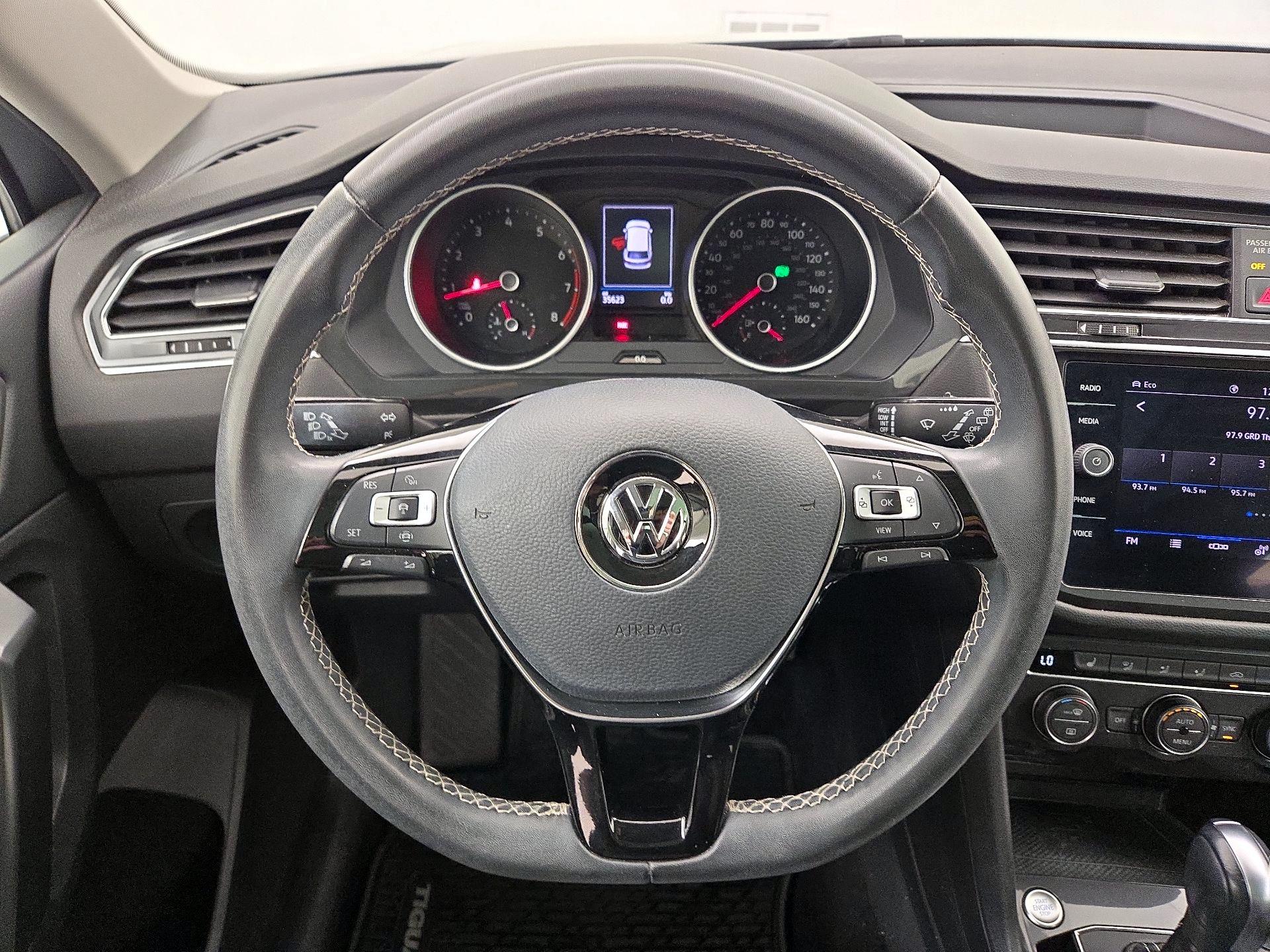 Thumbnail: 2021 Volkswagen Tiguan - 10