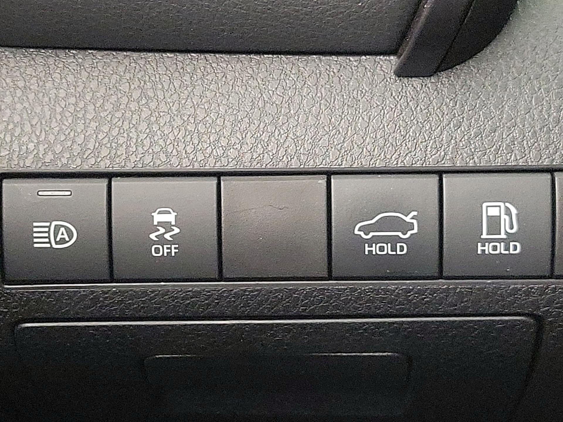 Thumbnail: 2019 Toyota Camry - 13