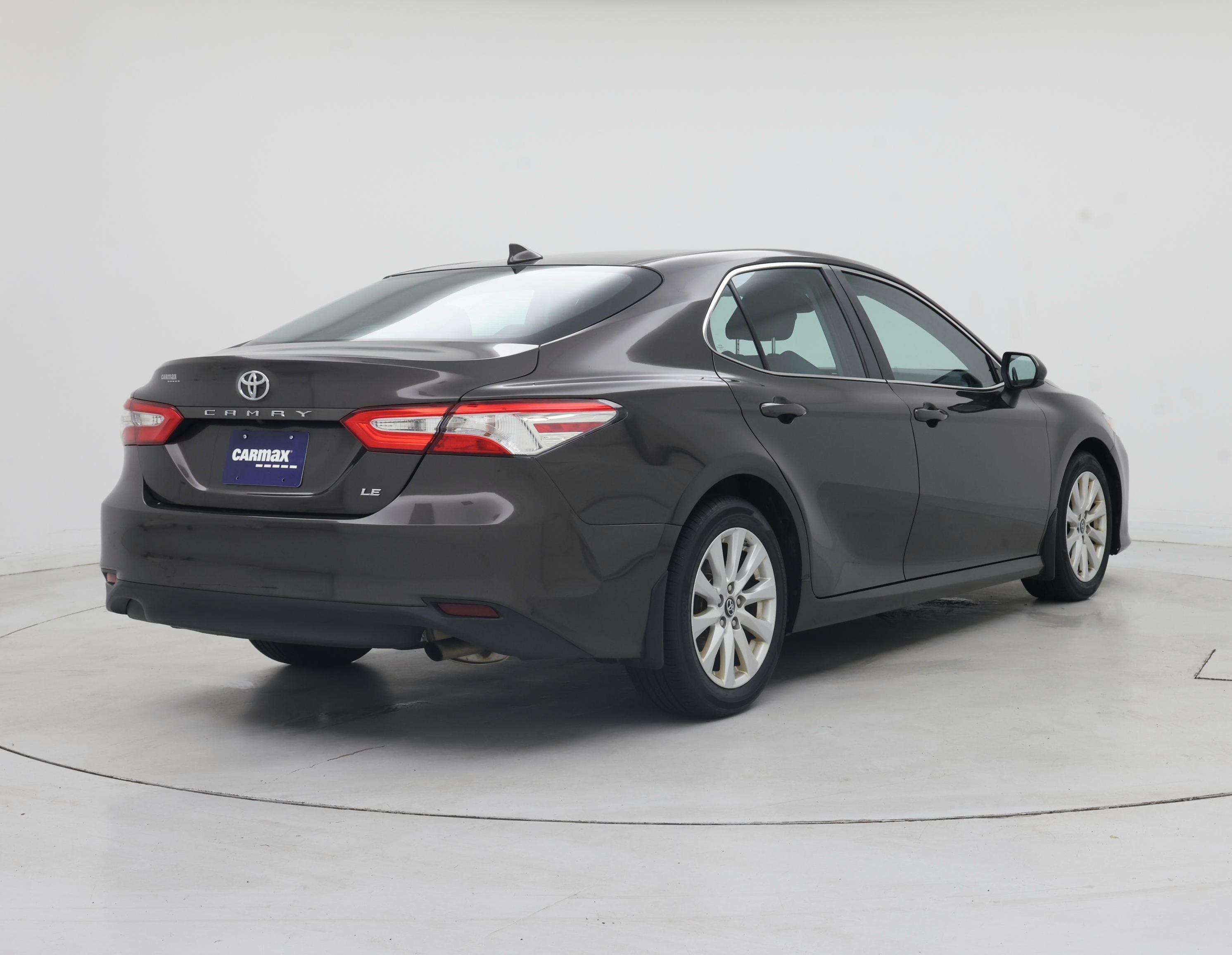 Thumbnail: 2019 Toyota Camry - 8
