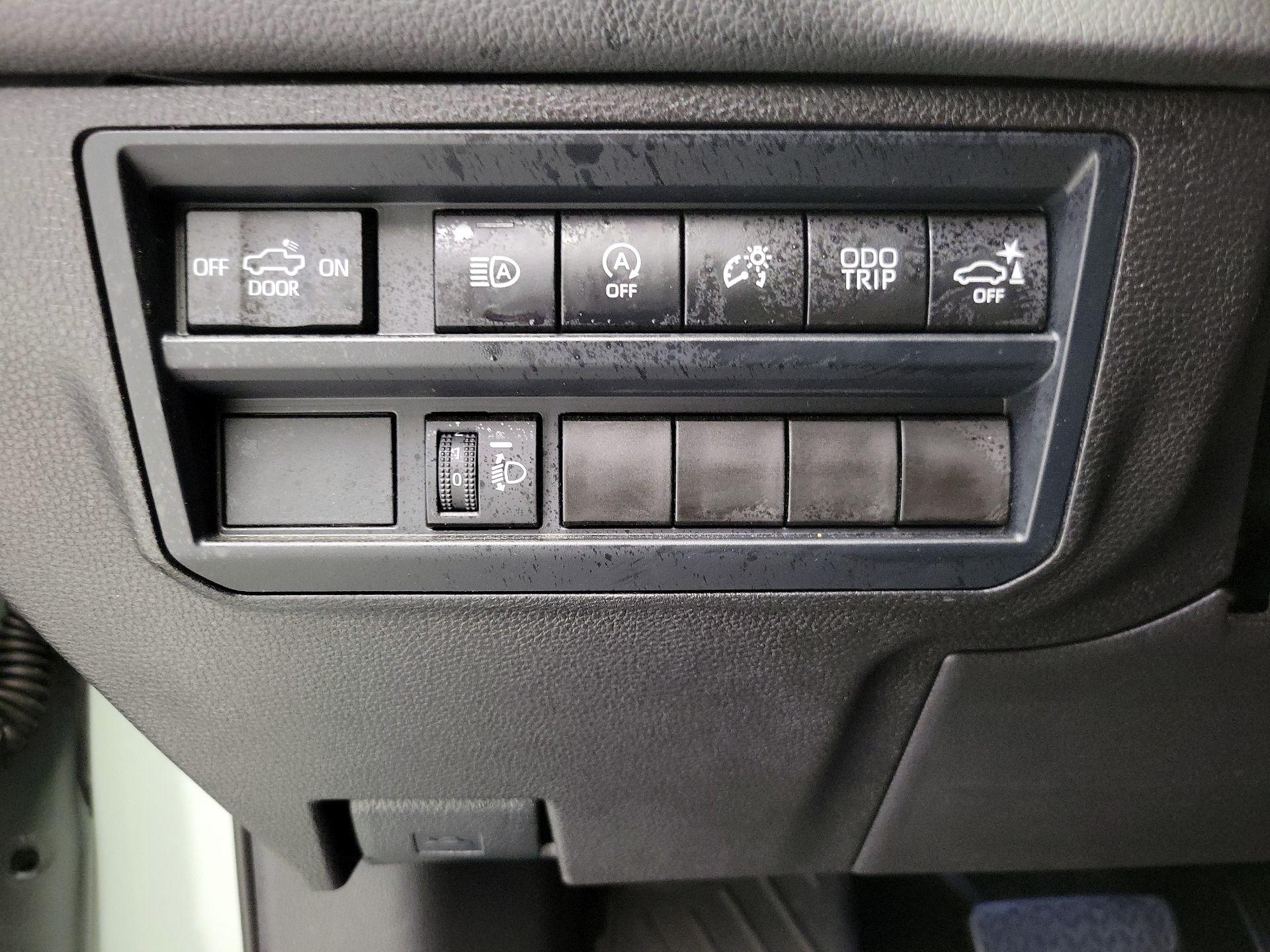 Thumbnail: 2025 Toyota Tundra - 13