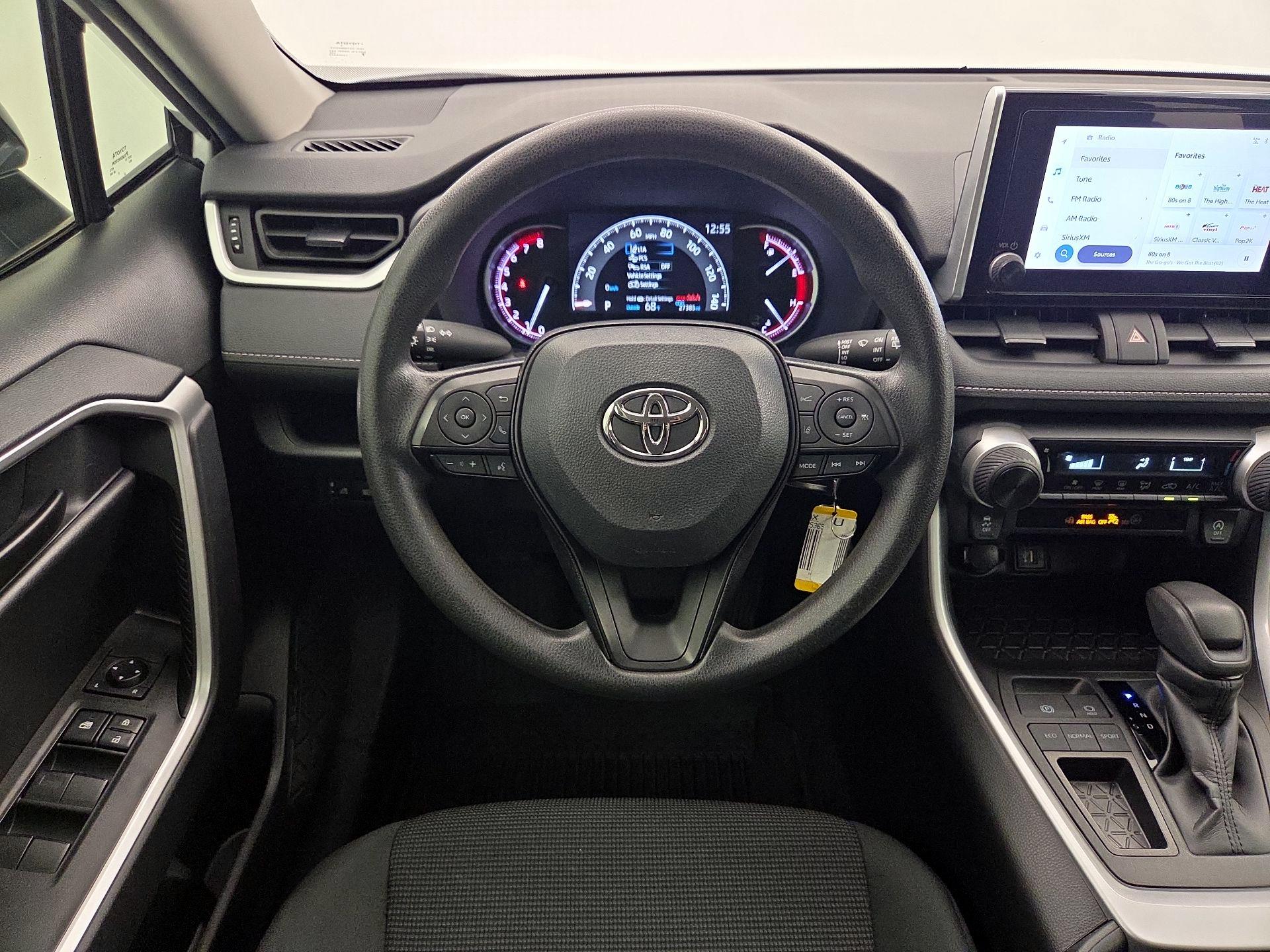 Thumbnail: 2024 Toyota RAV4 - 10