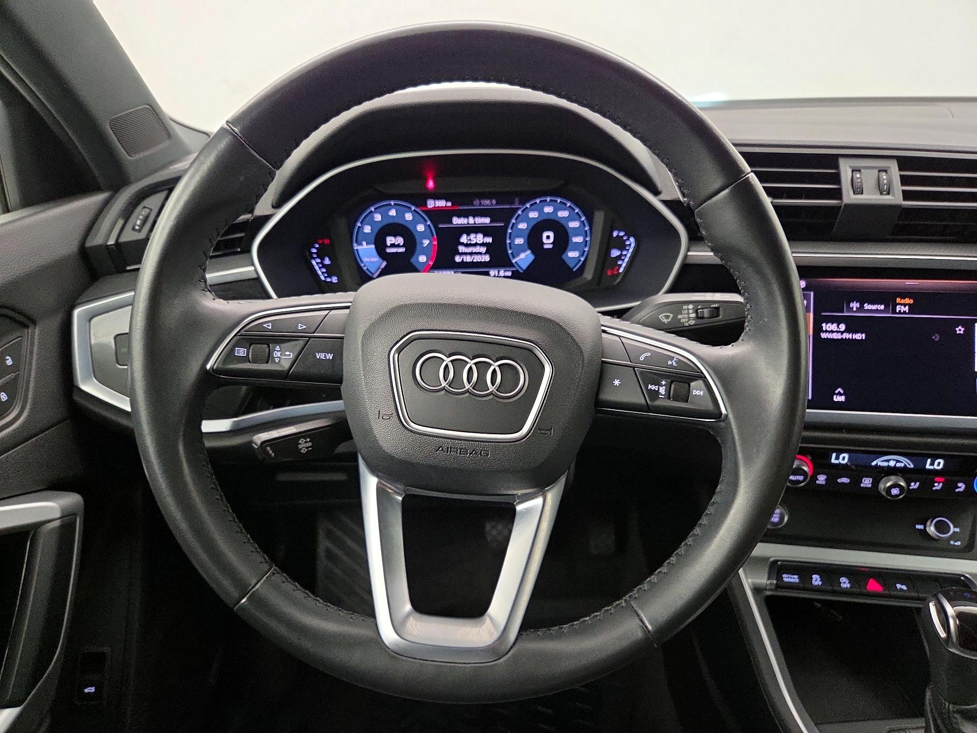 Thumbnail: 2020 Audi Q3 - 10