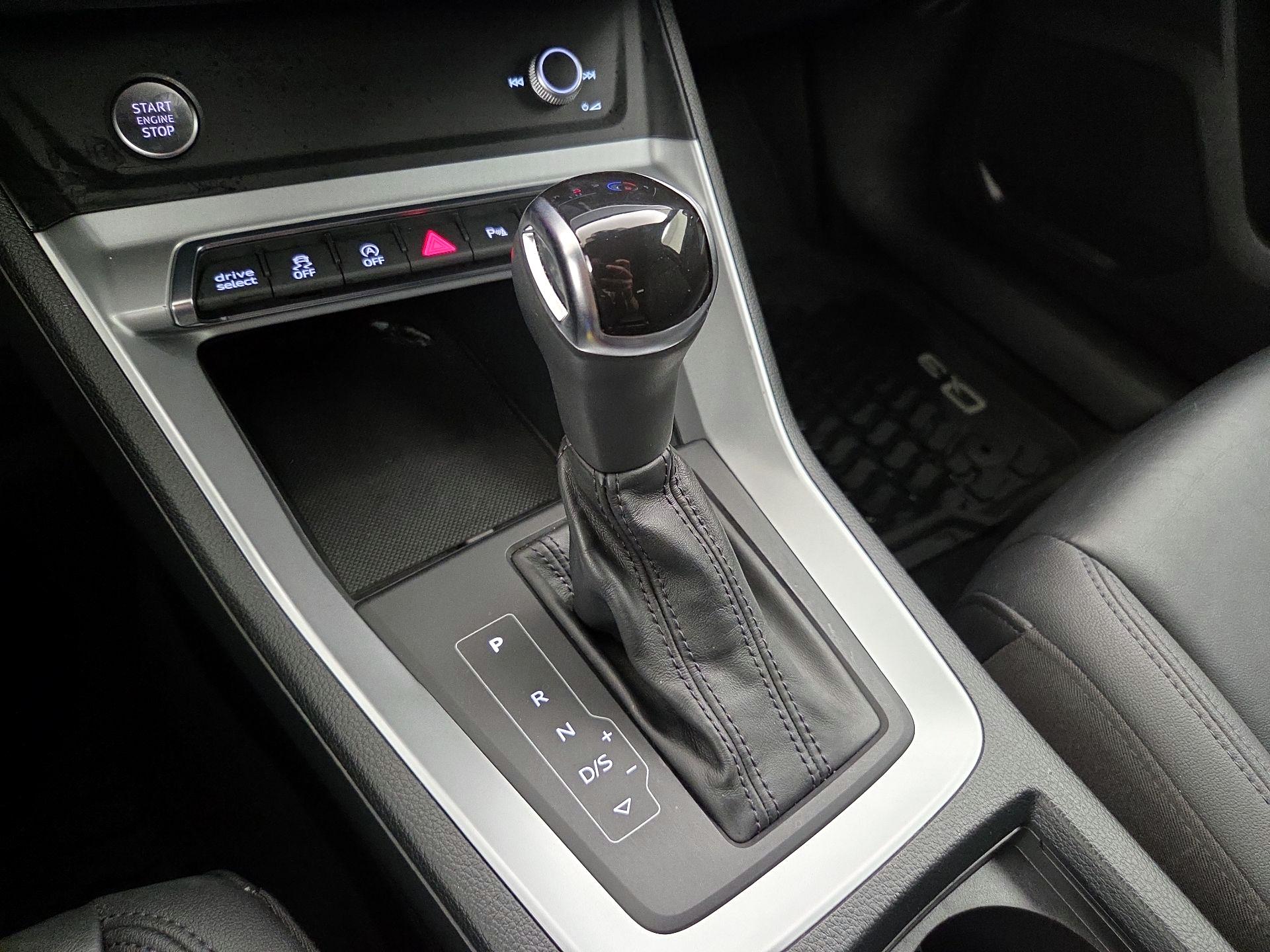Thumbnail: 2020 Audi Q3 - 17