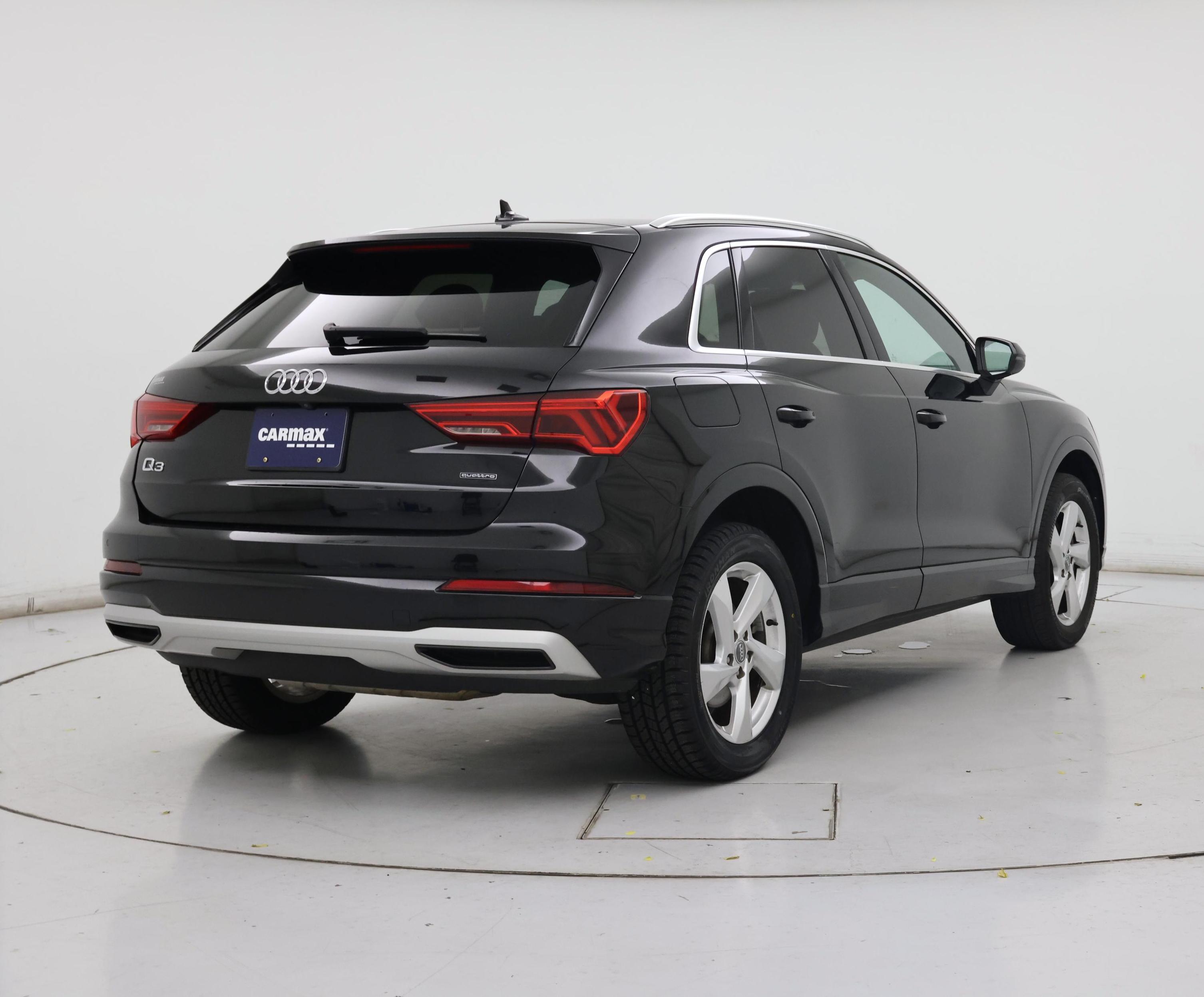 Thumbnail: 2020 Audi Q3 - 8