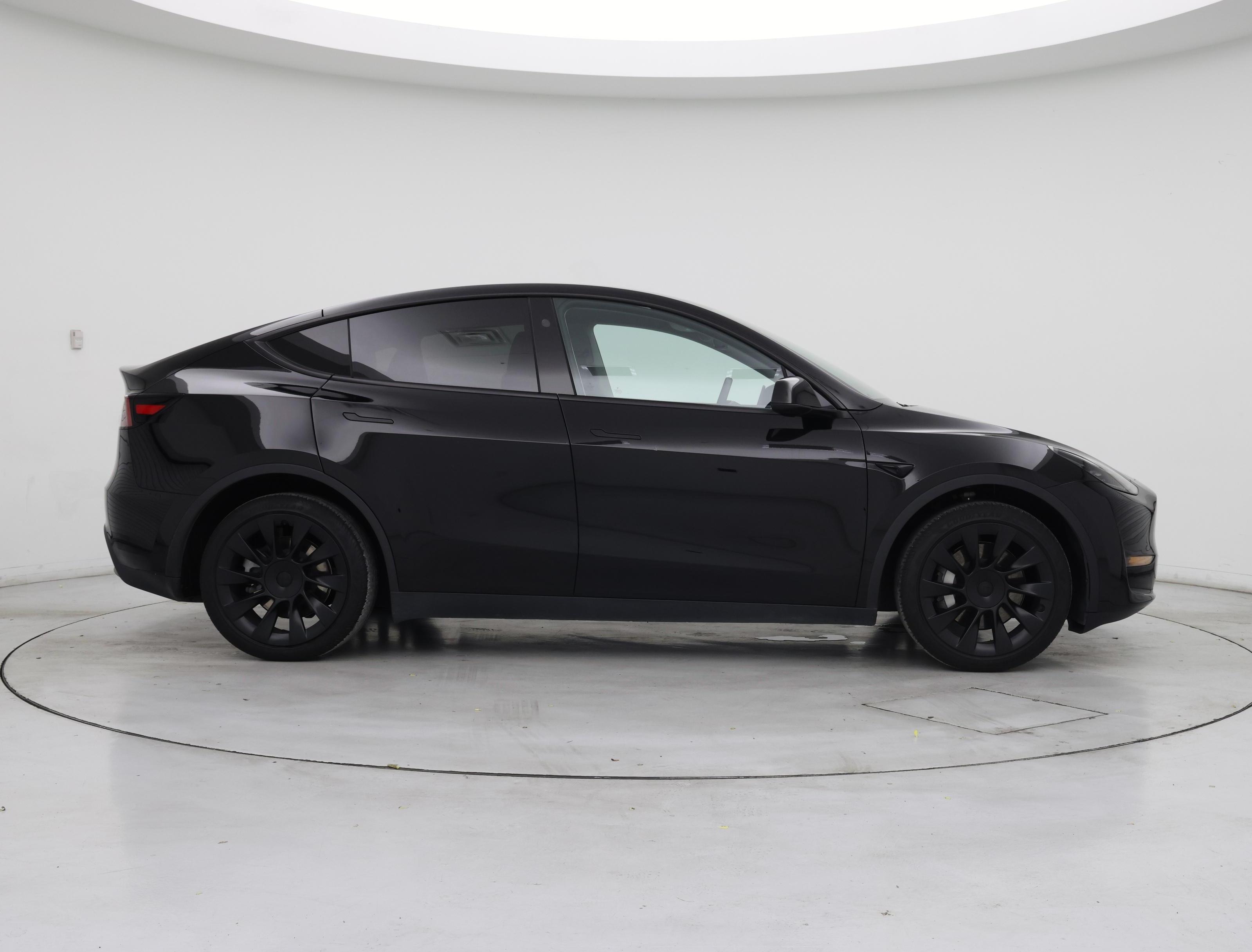 Thumbnail: 2023 Tesla Model Y - 7