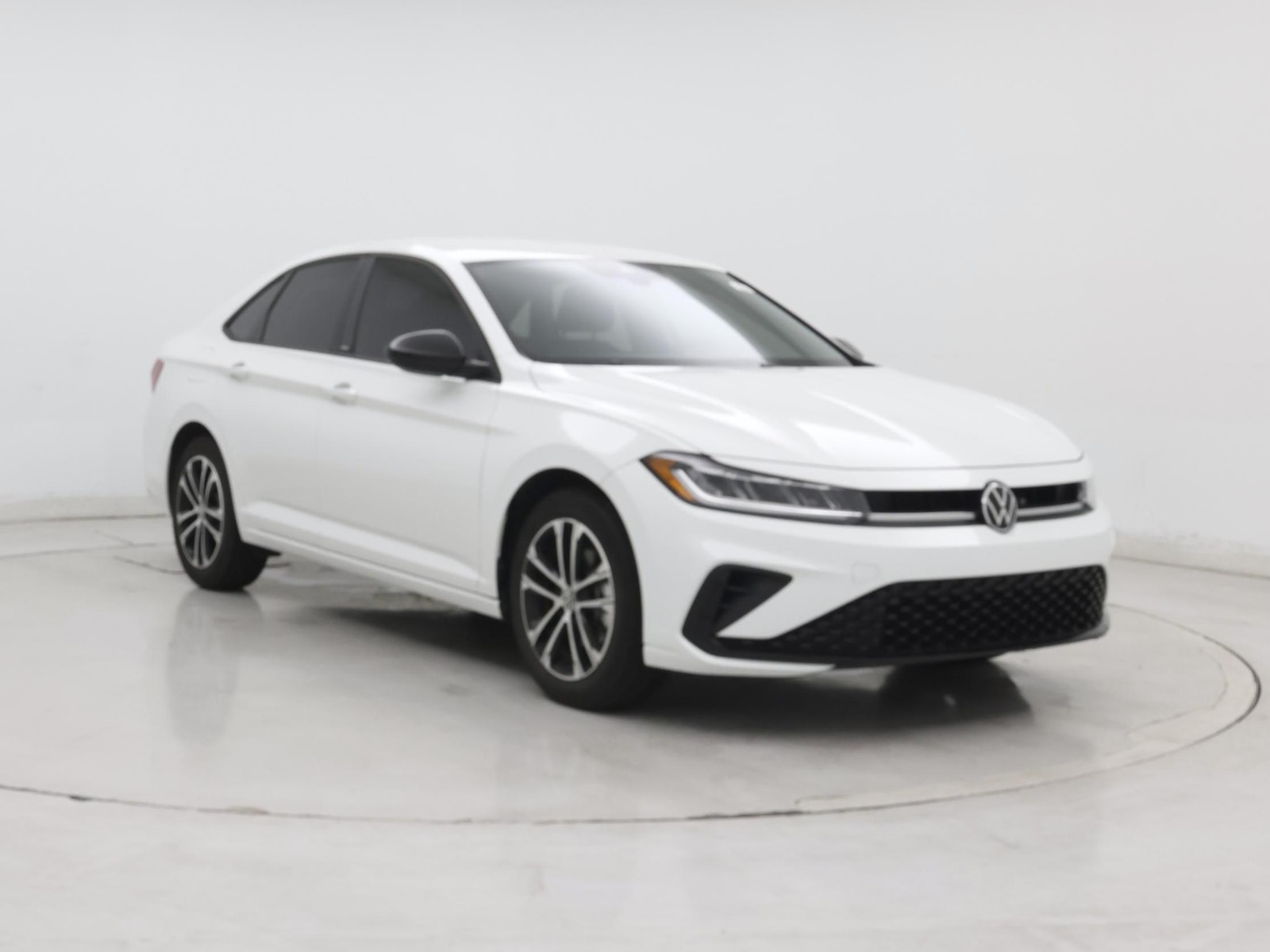 2025 Volkswagen Jetta Sport - Photo 2