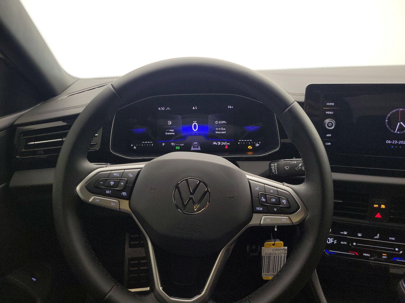 2025 Volkswagen Jetta Sport - Photo 11