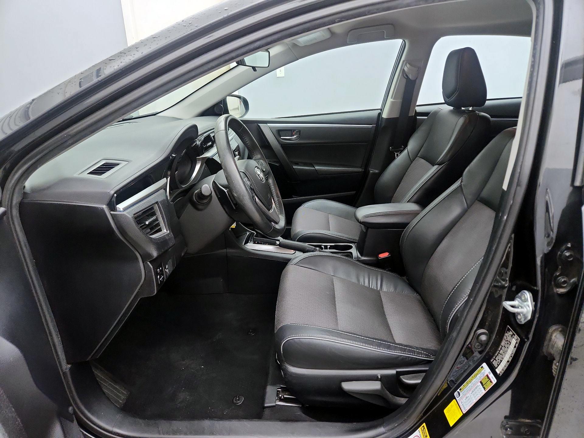 Thumbnail: 2015 Toyota Corolla - 11