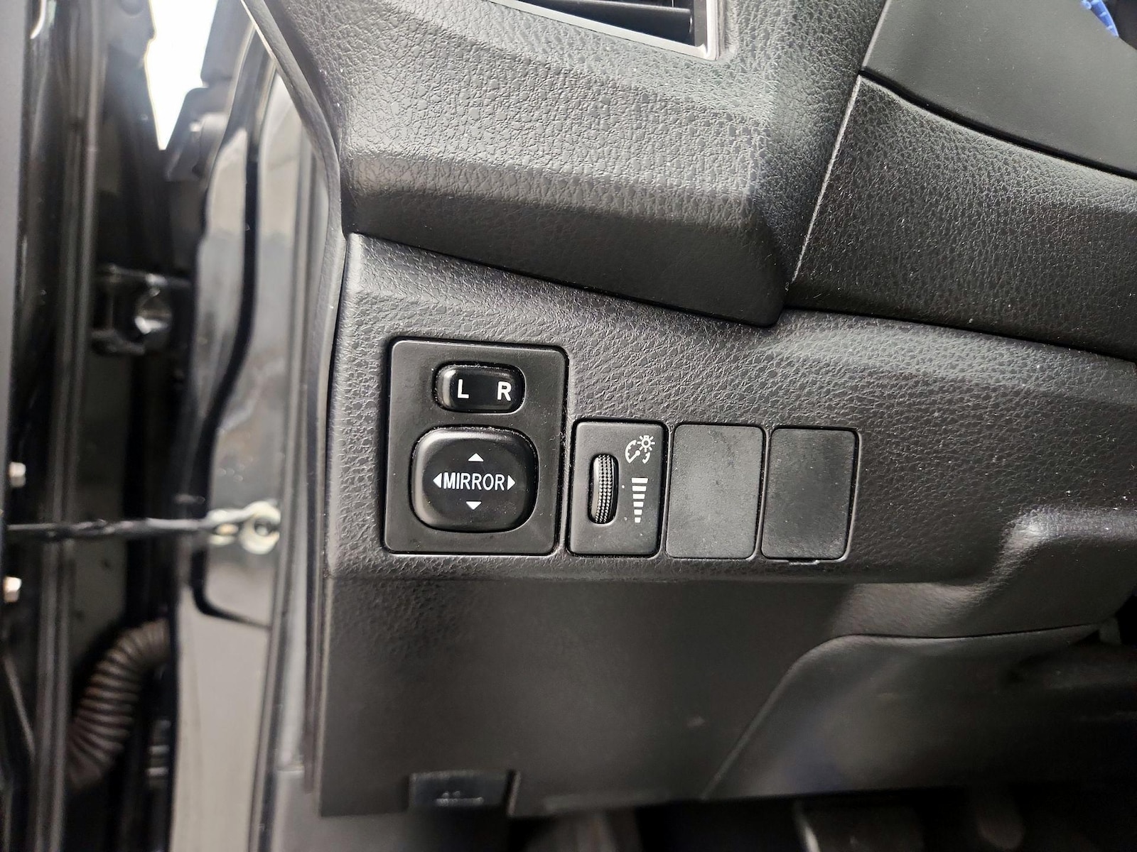 2015 Toyota Corolla S Plus - Photo 14
