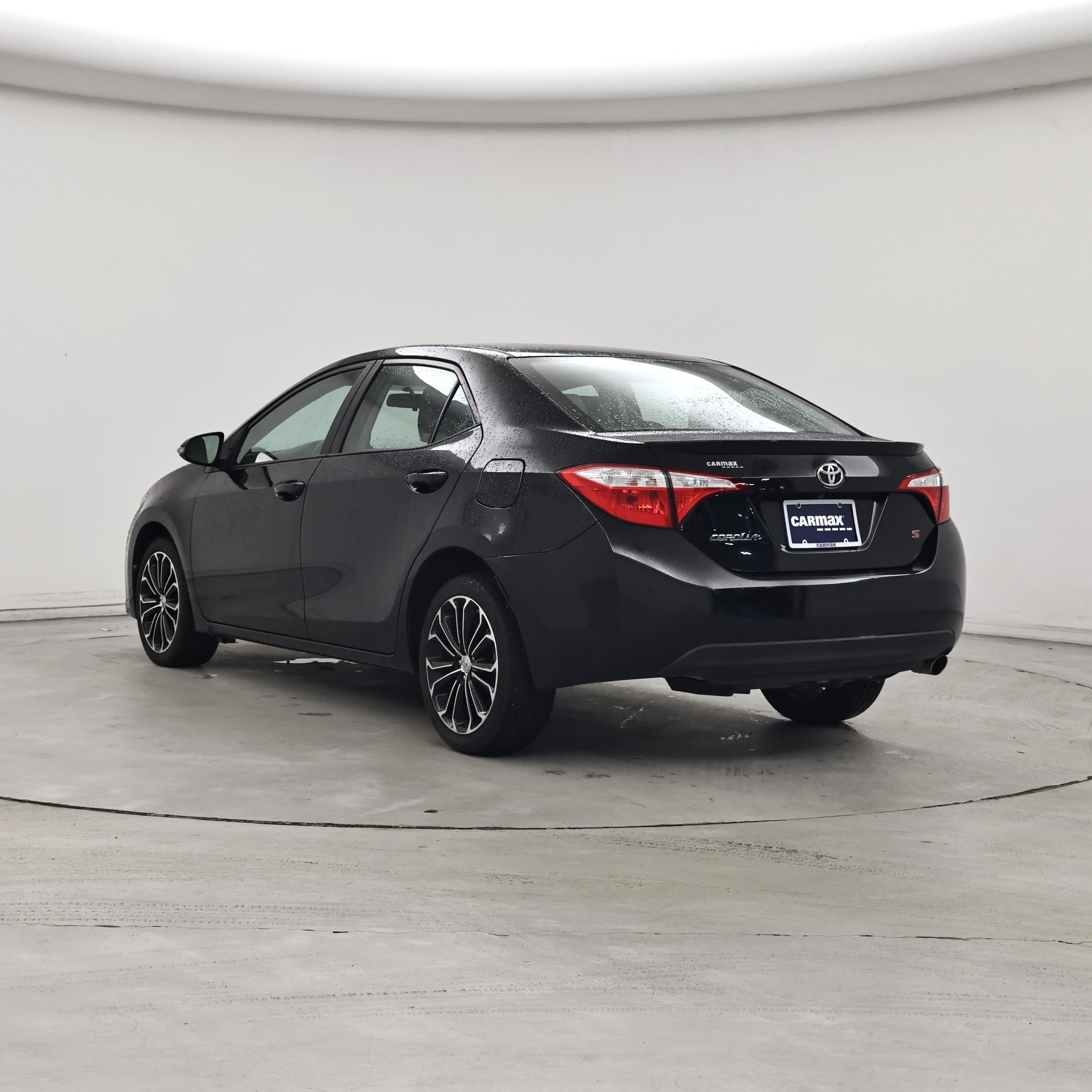 Thumbnail: 2015 Toyota Corolla - 2