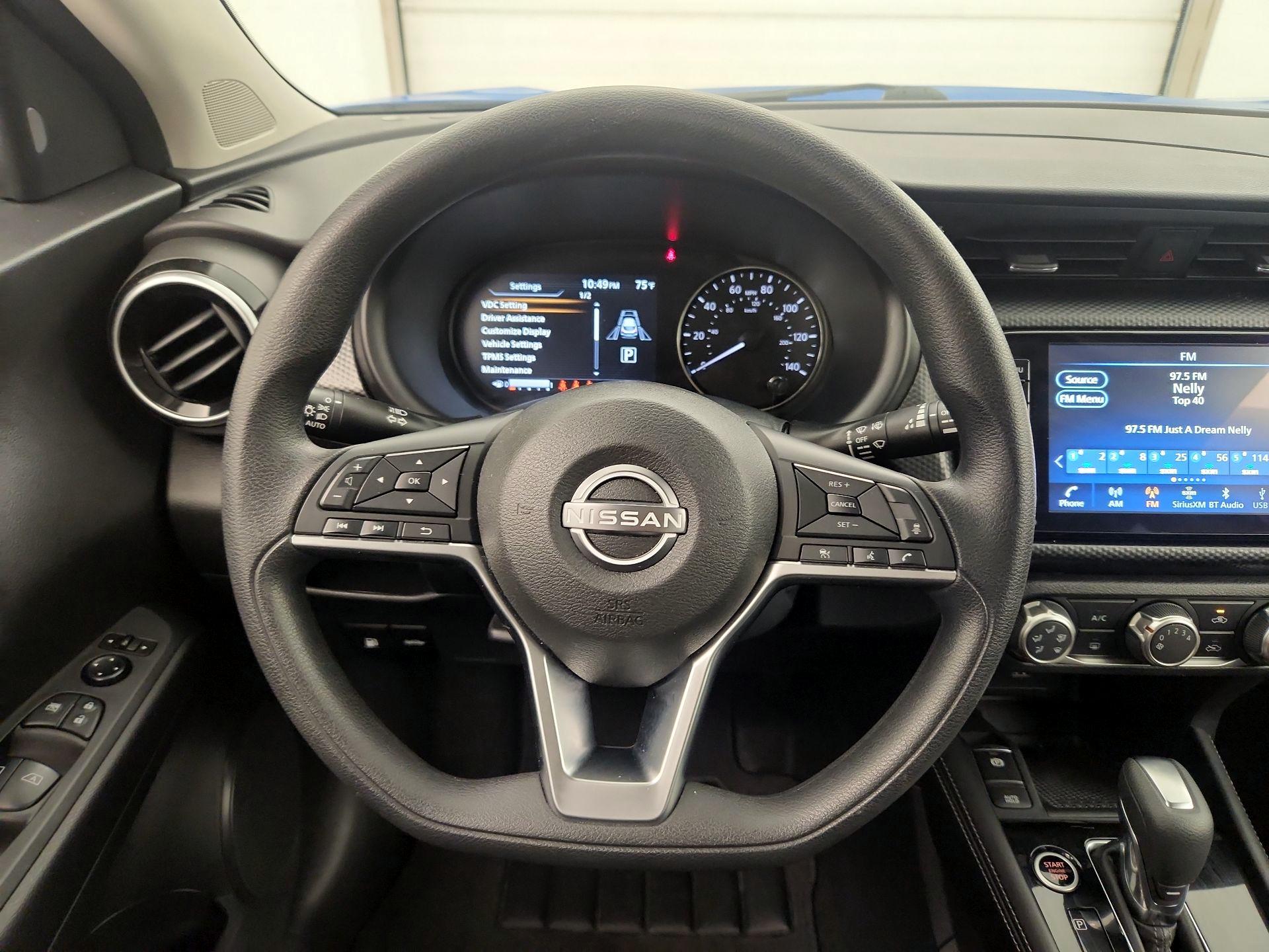 Thumbnail: 2023 Nissan Kicks - 10