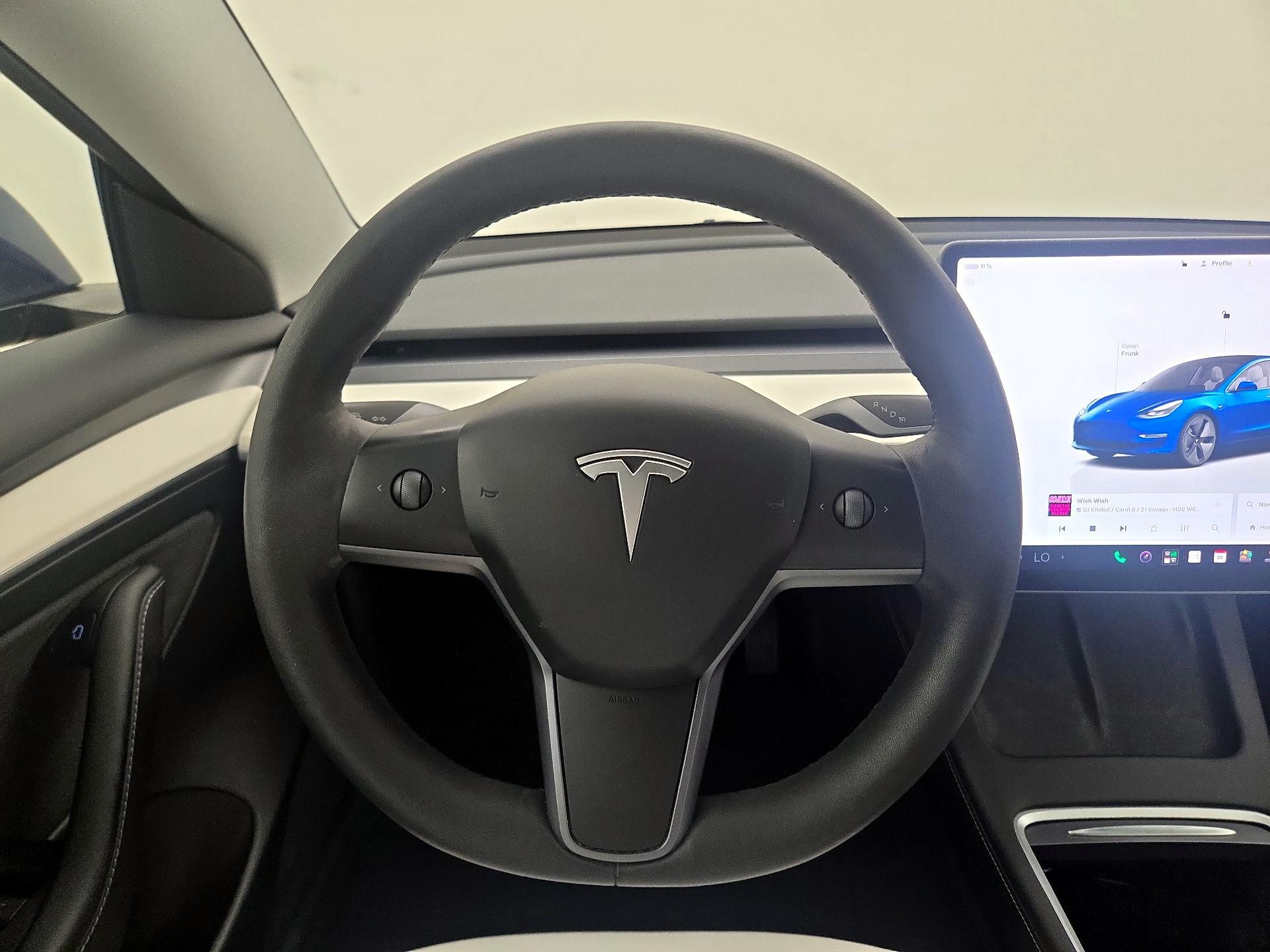 Thumbnail: 2023 Tesla Model 3 - 10