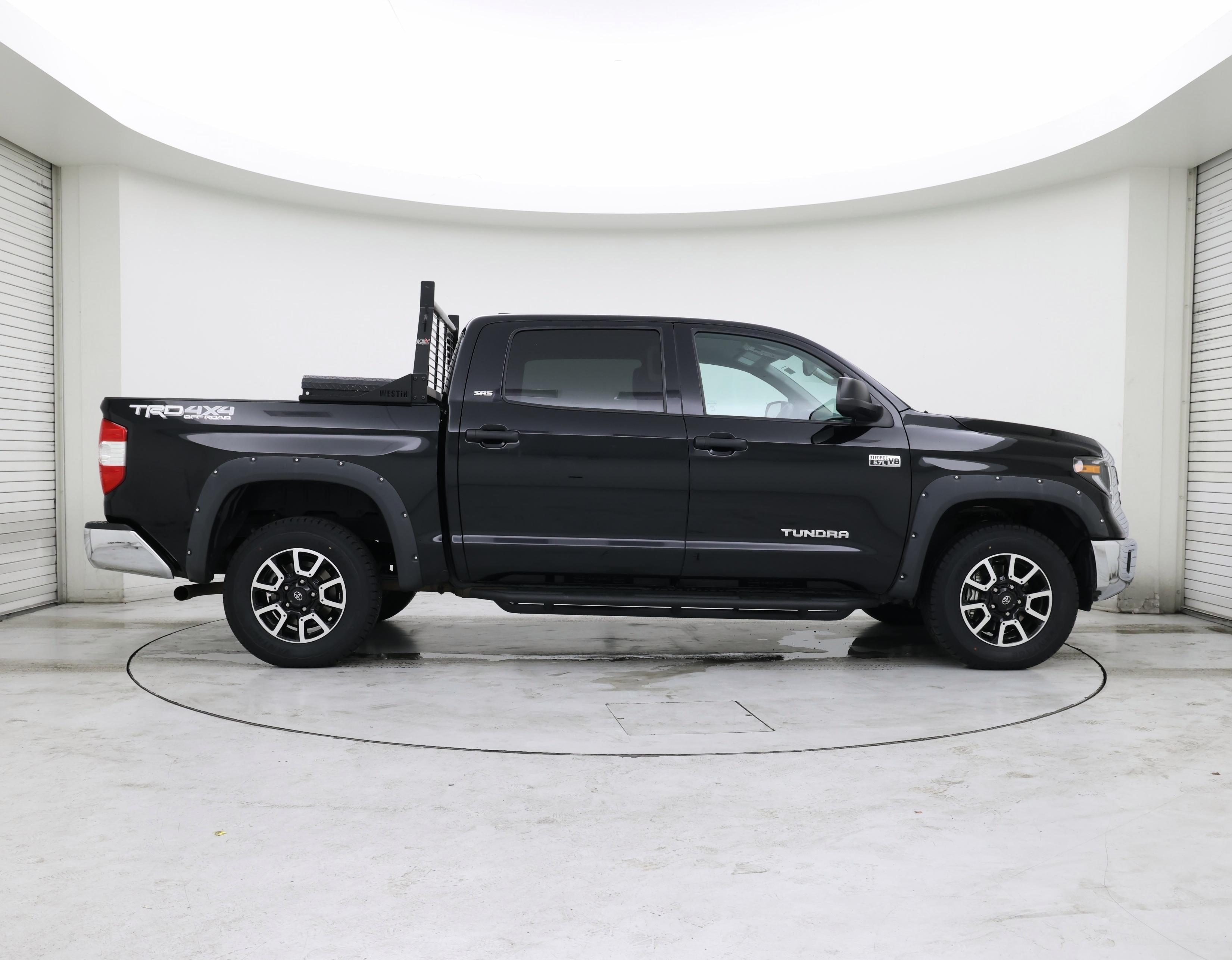 Thumbnail: 2021 Toyota Tundra - 7