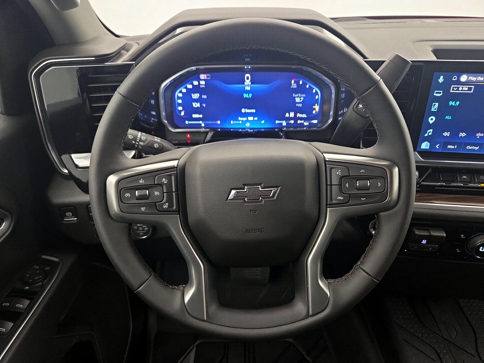 Thumbnail: 2026 Chevrolet Silverado 1500 - 10