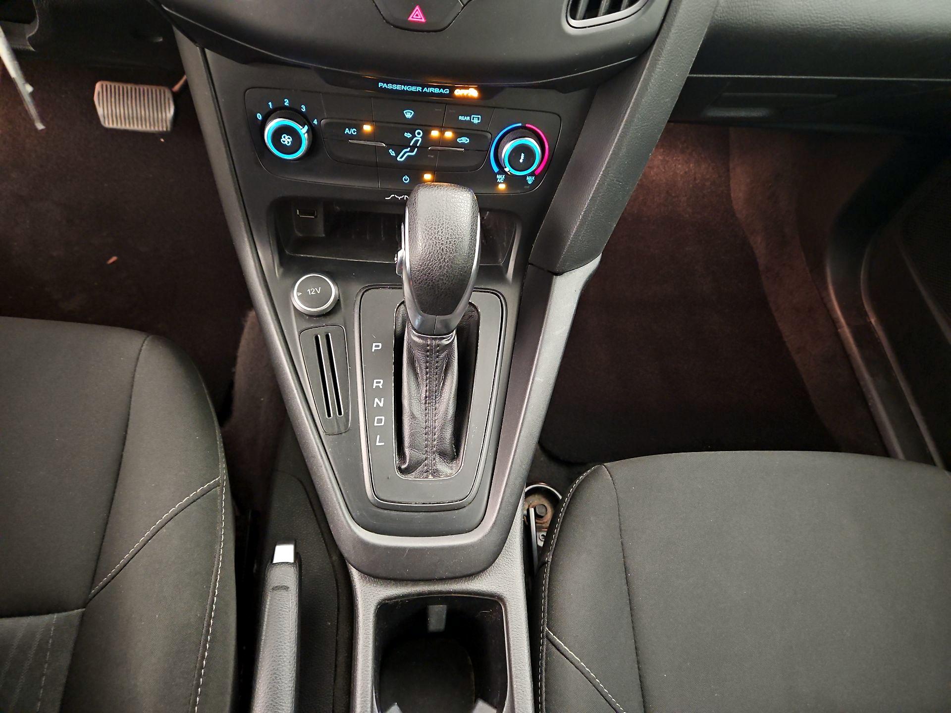 Thumbnail: 2017 Ford Focus - 17